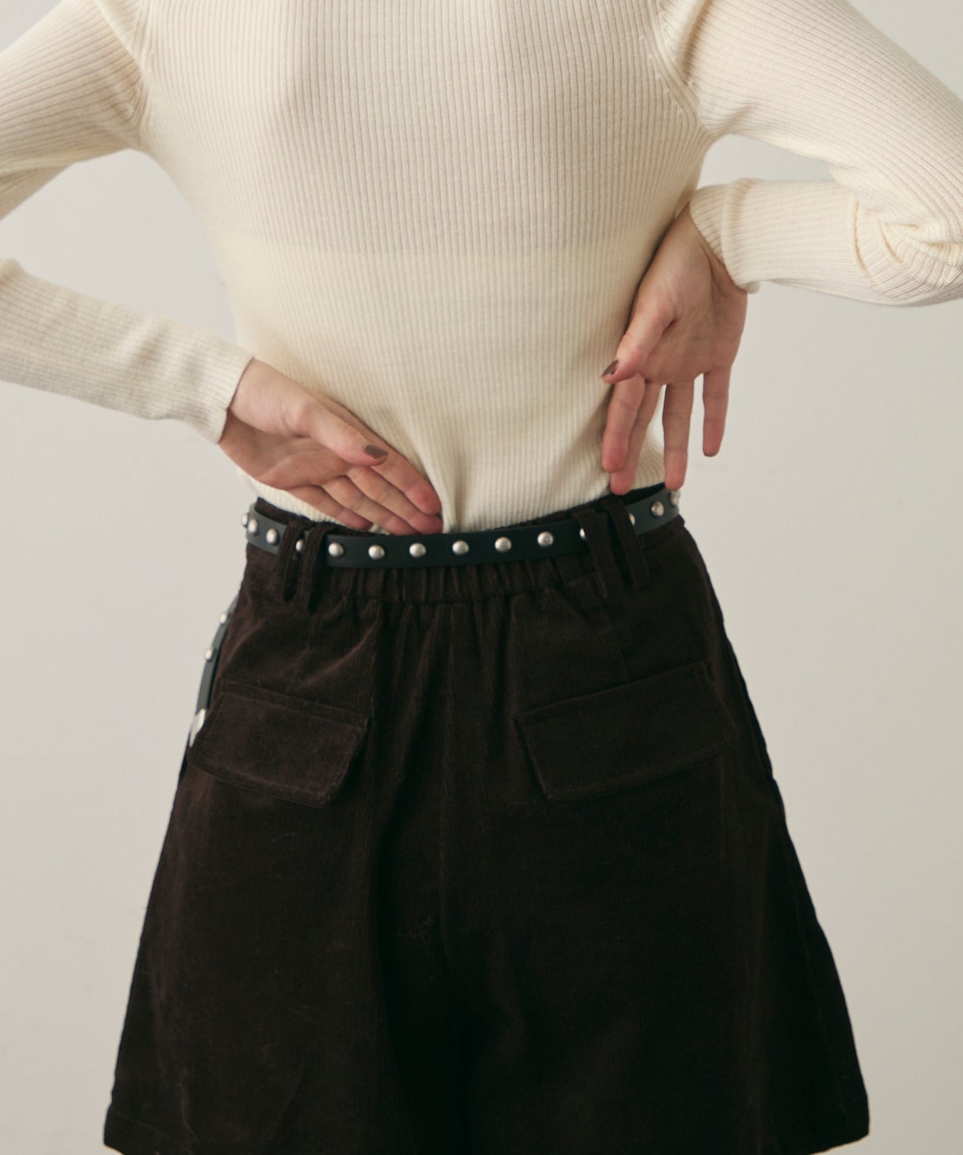 スタッズベルト