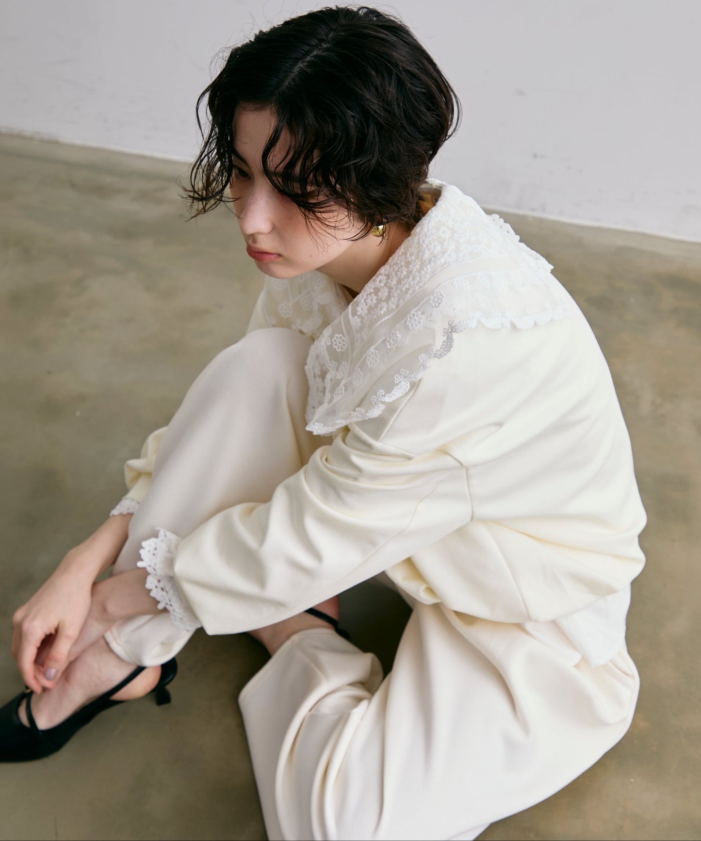 エンブロイダリービッグカラーブラウス