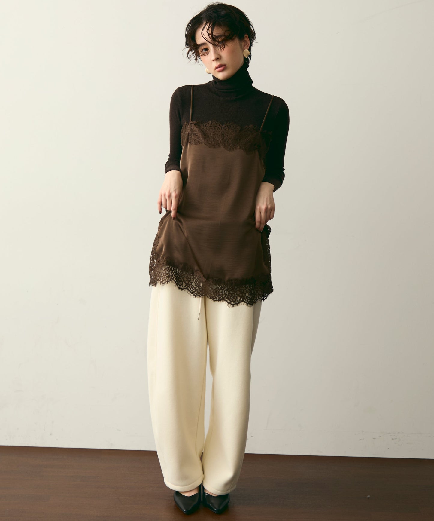 ケミカルレースサテンキャミソール