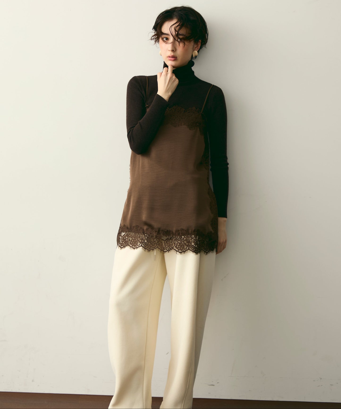 ケミカルレースサテンキャミソール