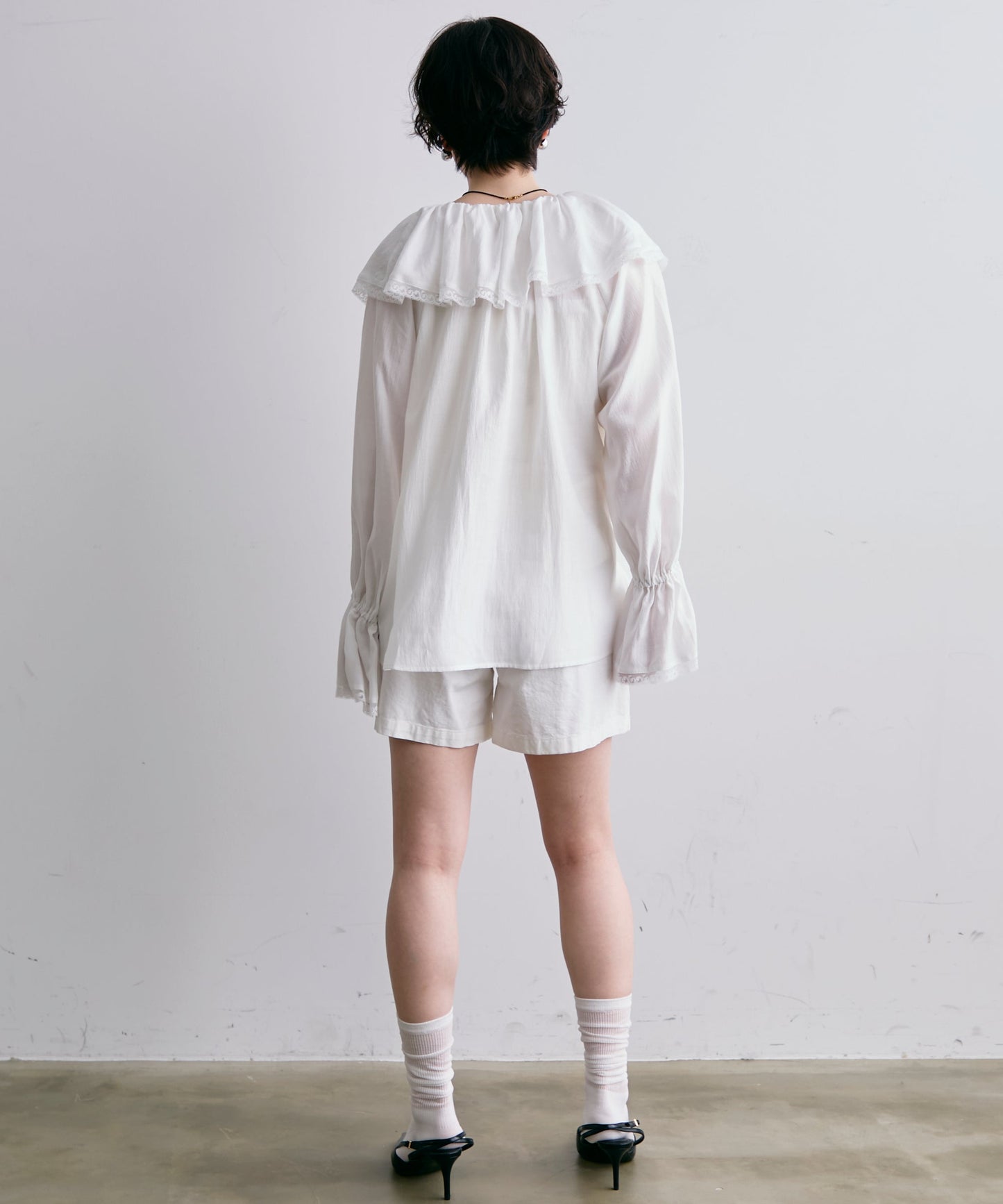 ビックカラーレーストリムブラウス