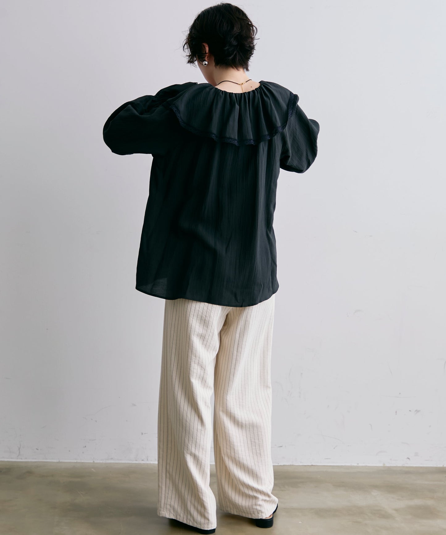 ビックカラーレーストリムブラウス