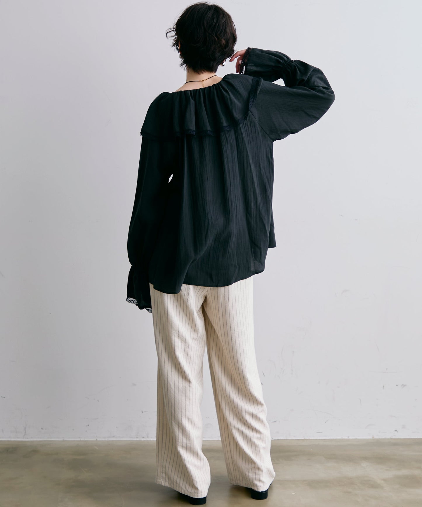 ビックカラーレーストリムブラウス