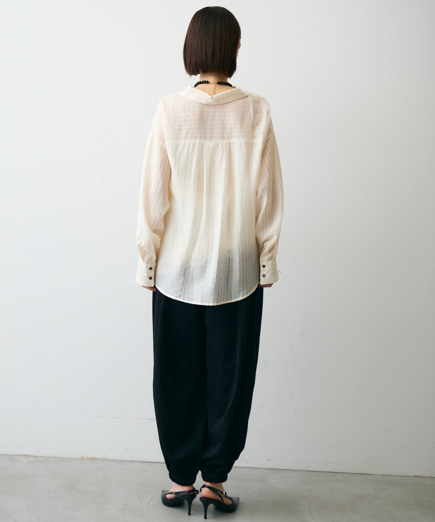 シアーストライプねじれブラウス