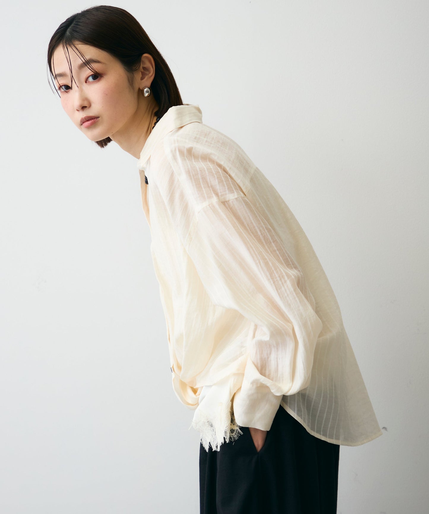 シアーストライプねじれブラウス