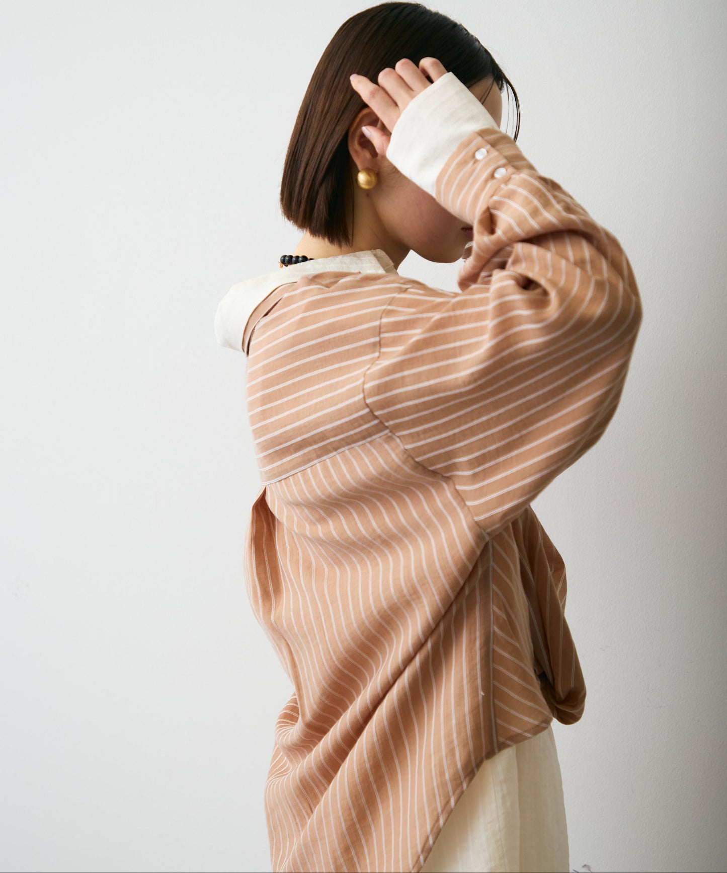 シアーストライプねじれブラウス