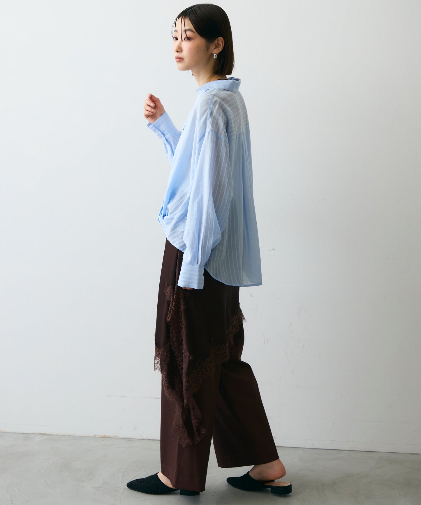 シアーストライプねじれブラウス