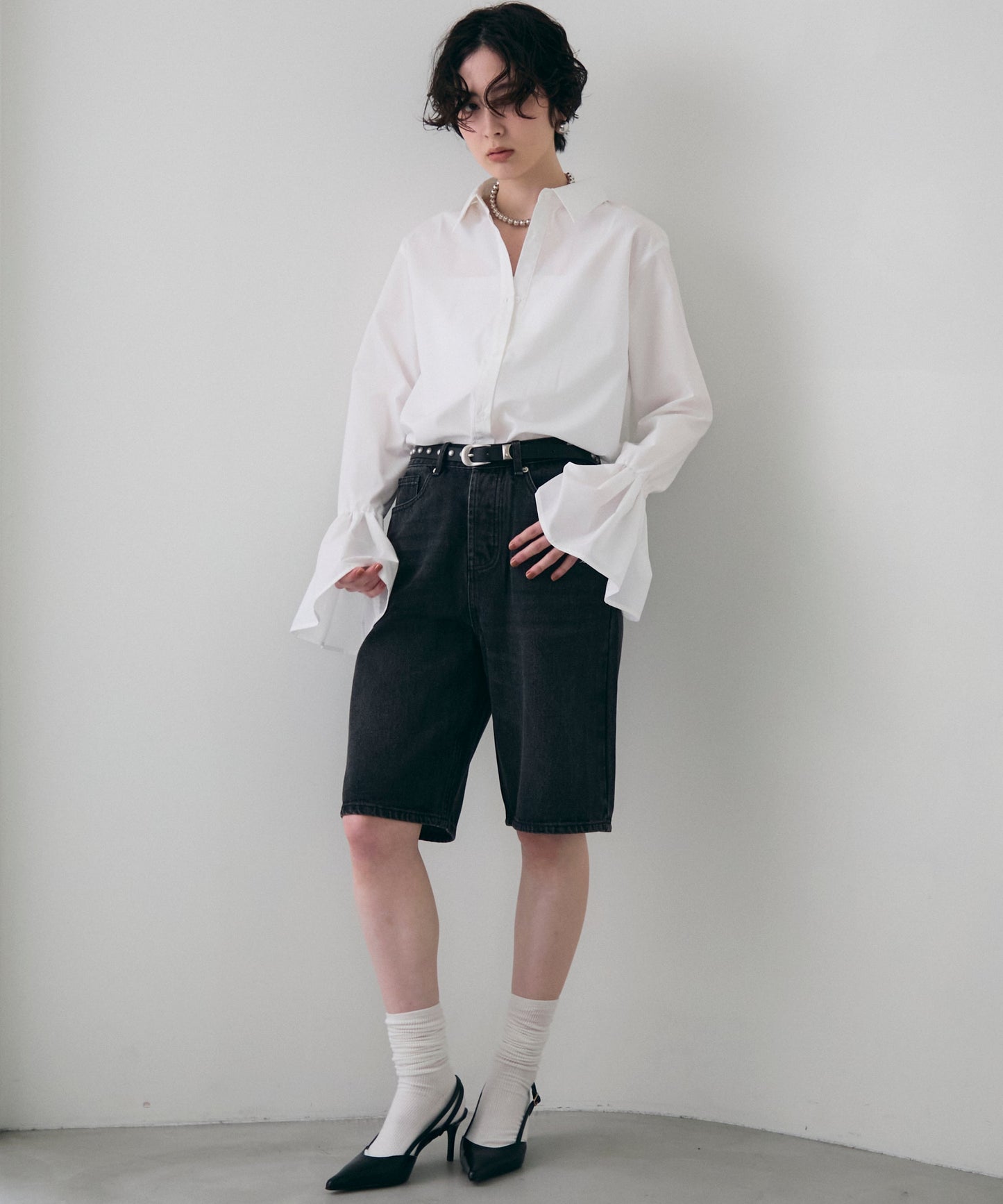 袖フレアーシャツ