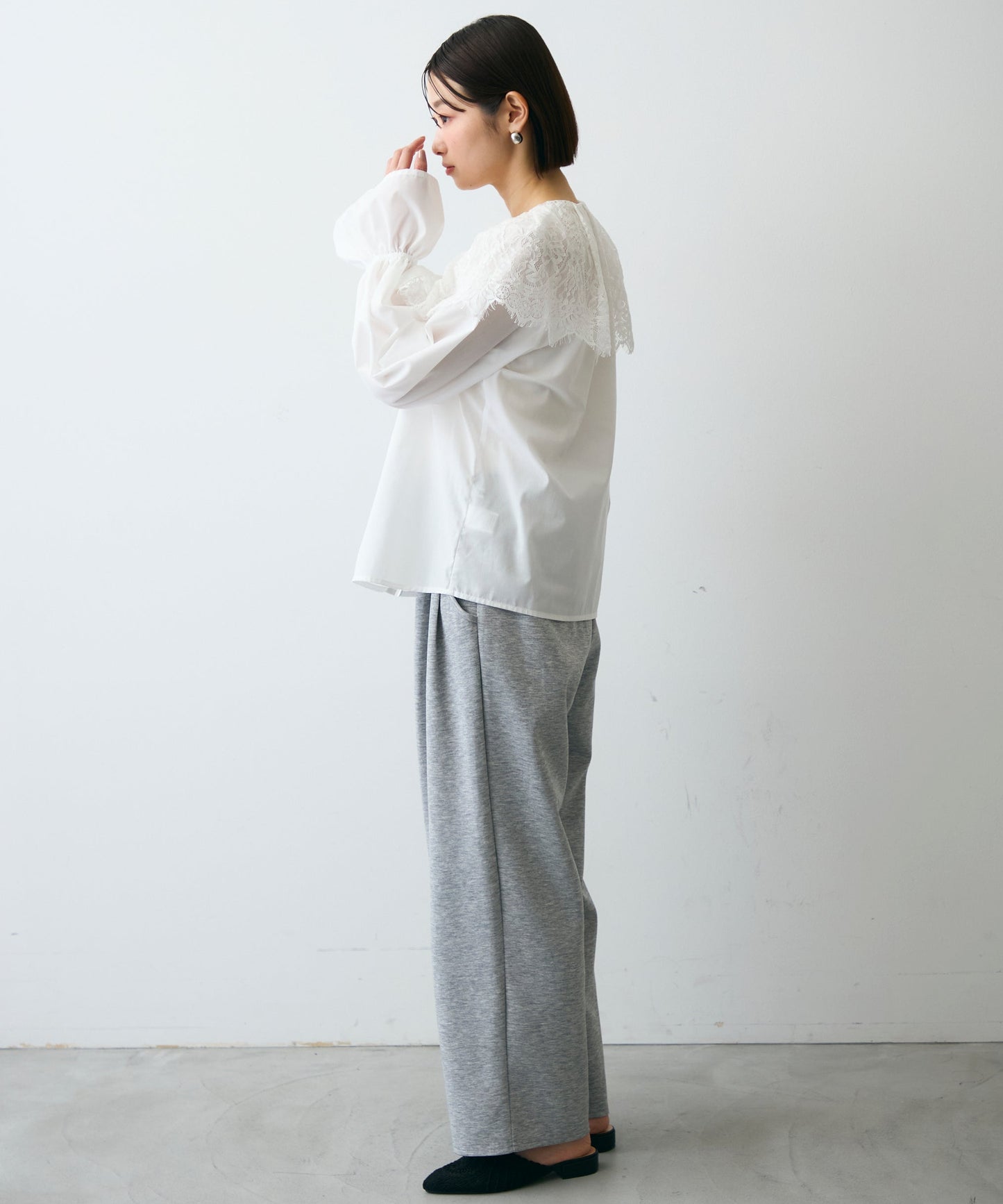 レースビッグカラーブラウス