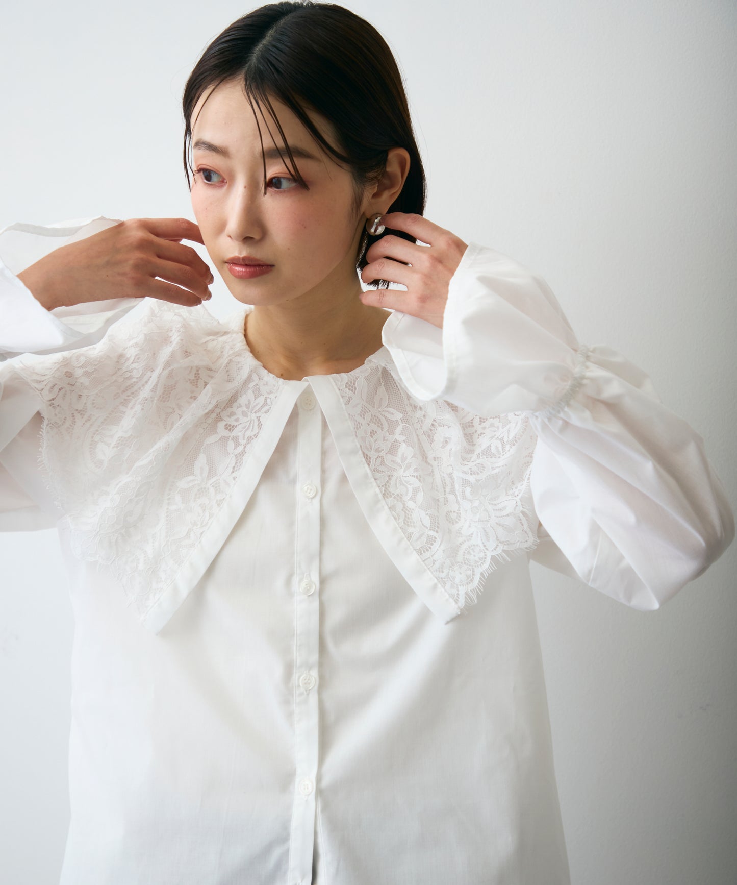 レースビッグカラーブラウス