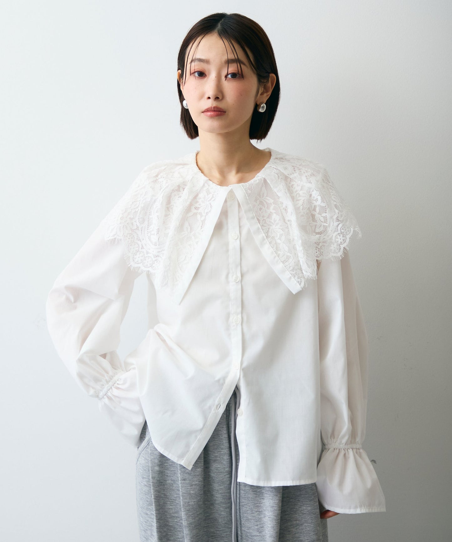 レースビッグカラーブラウス