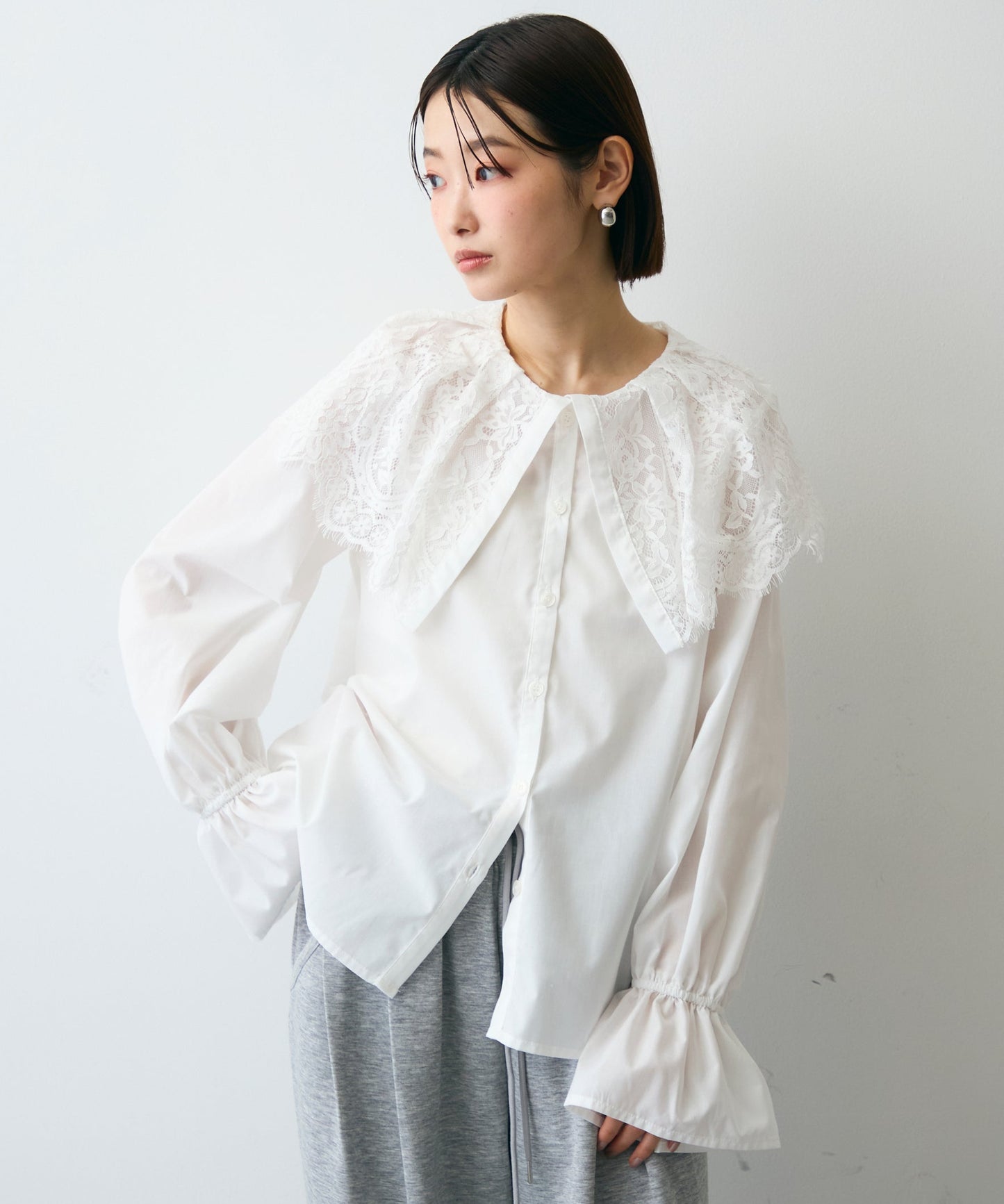レースビッグカラーブラウス