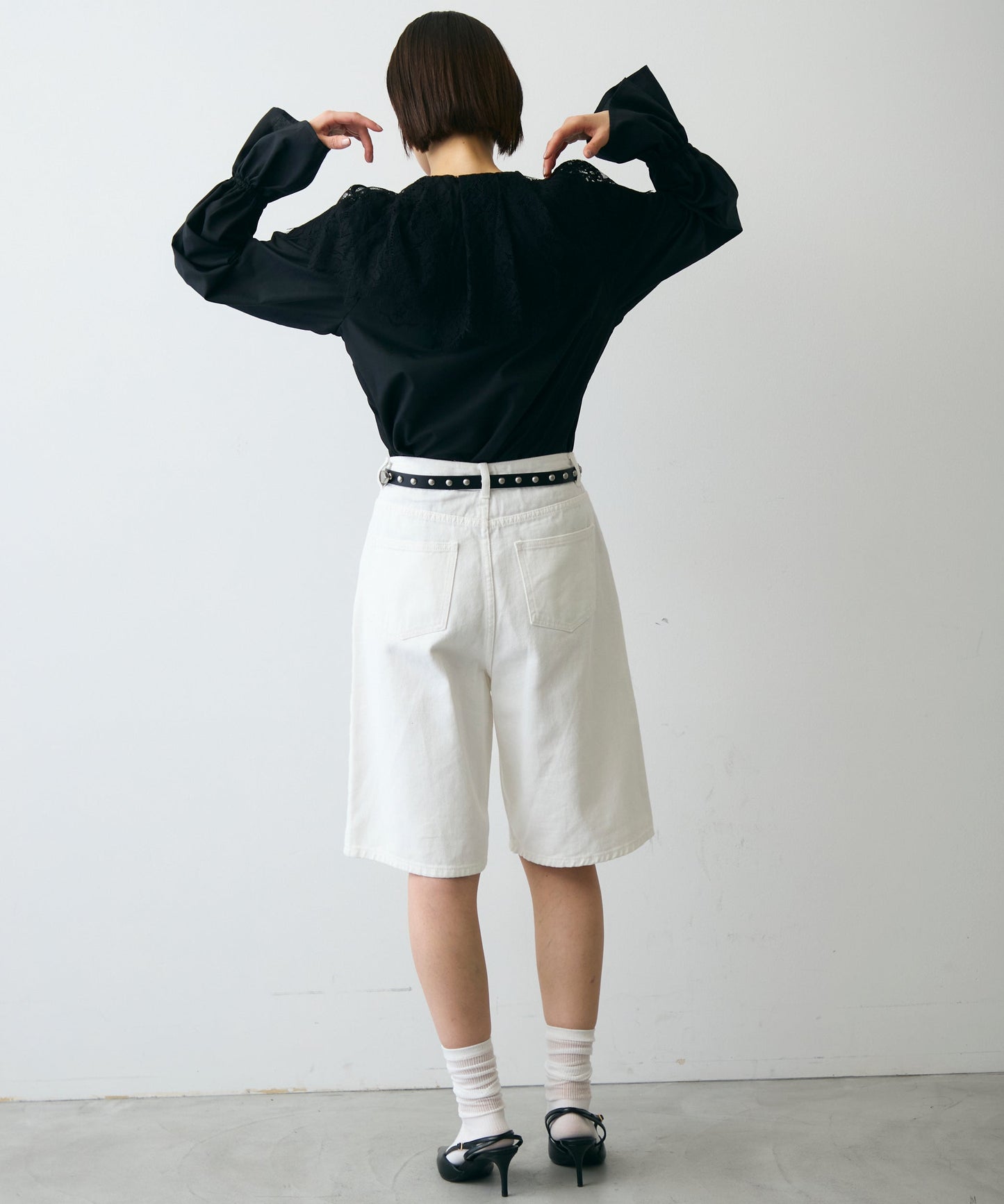 レースビッグカラーブラウス