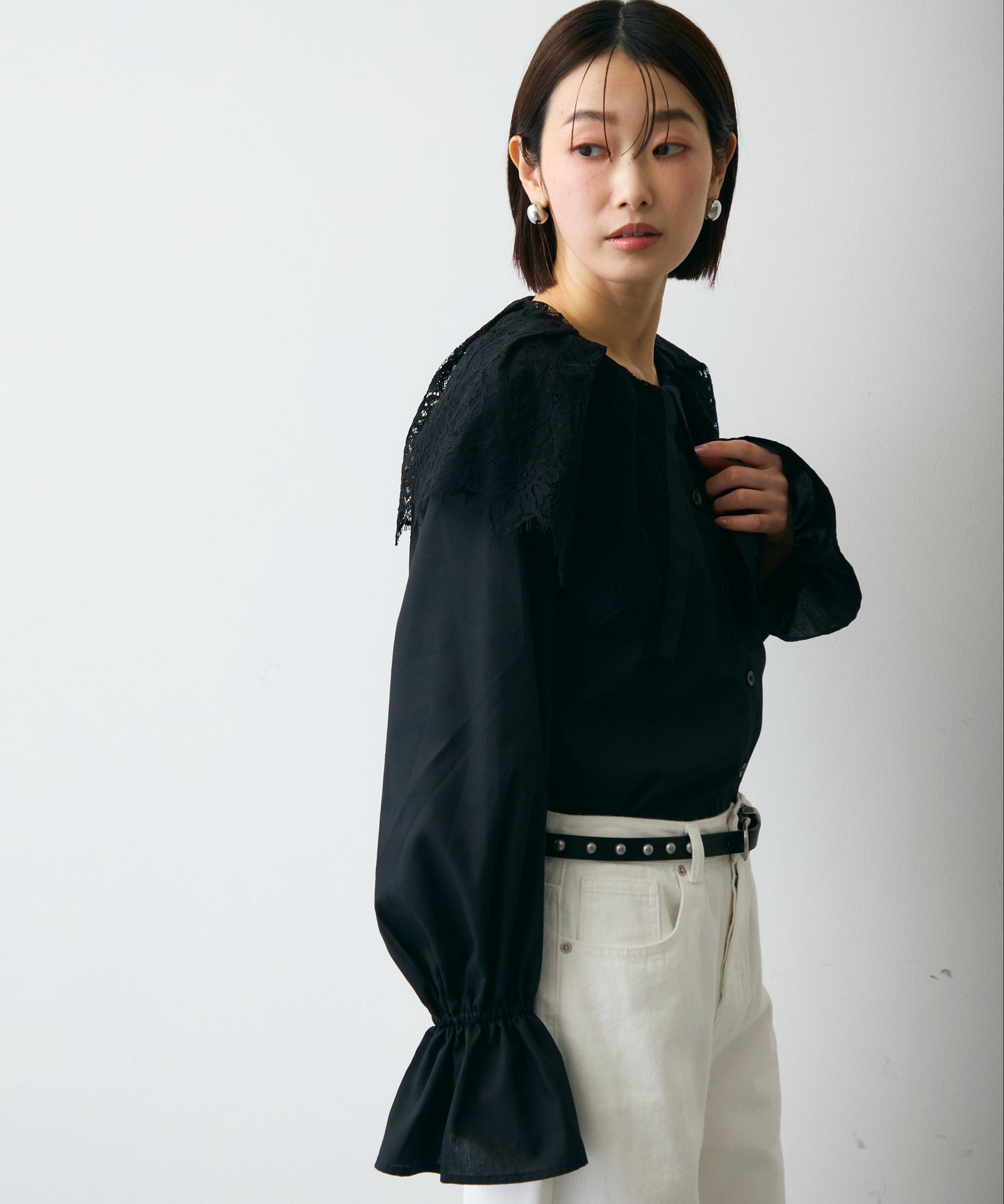 レースビッグカラーブラウス