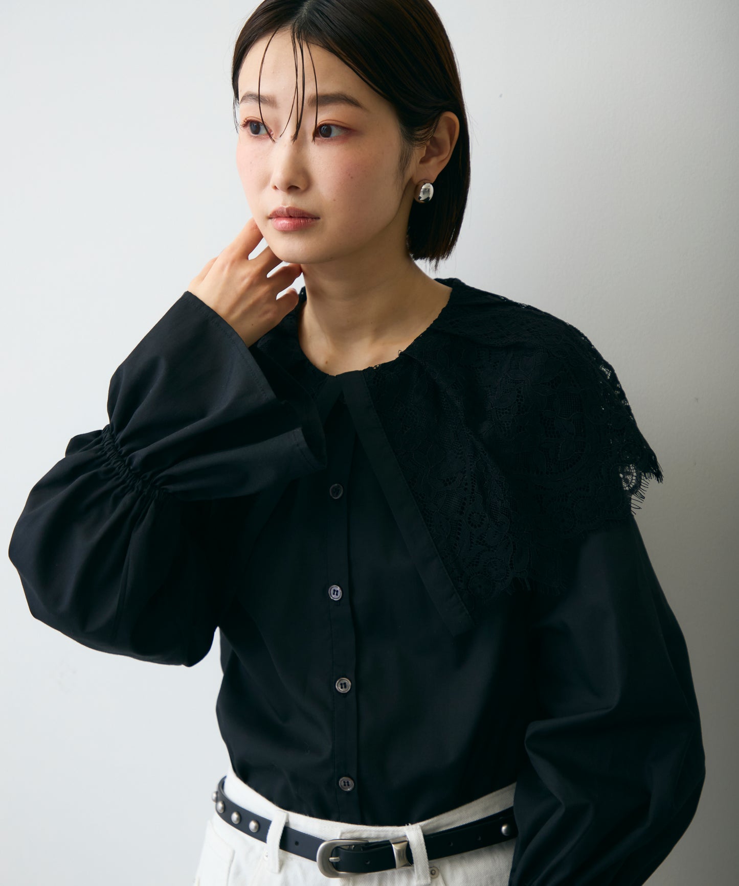 レースビッグカラーブラウス