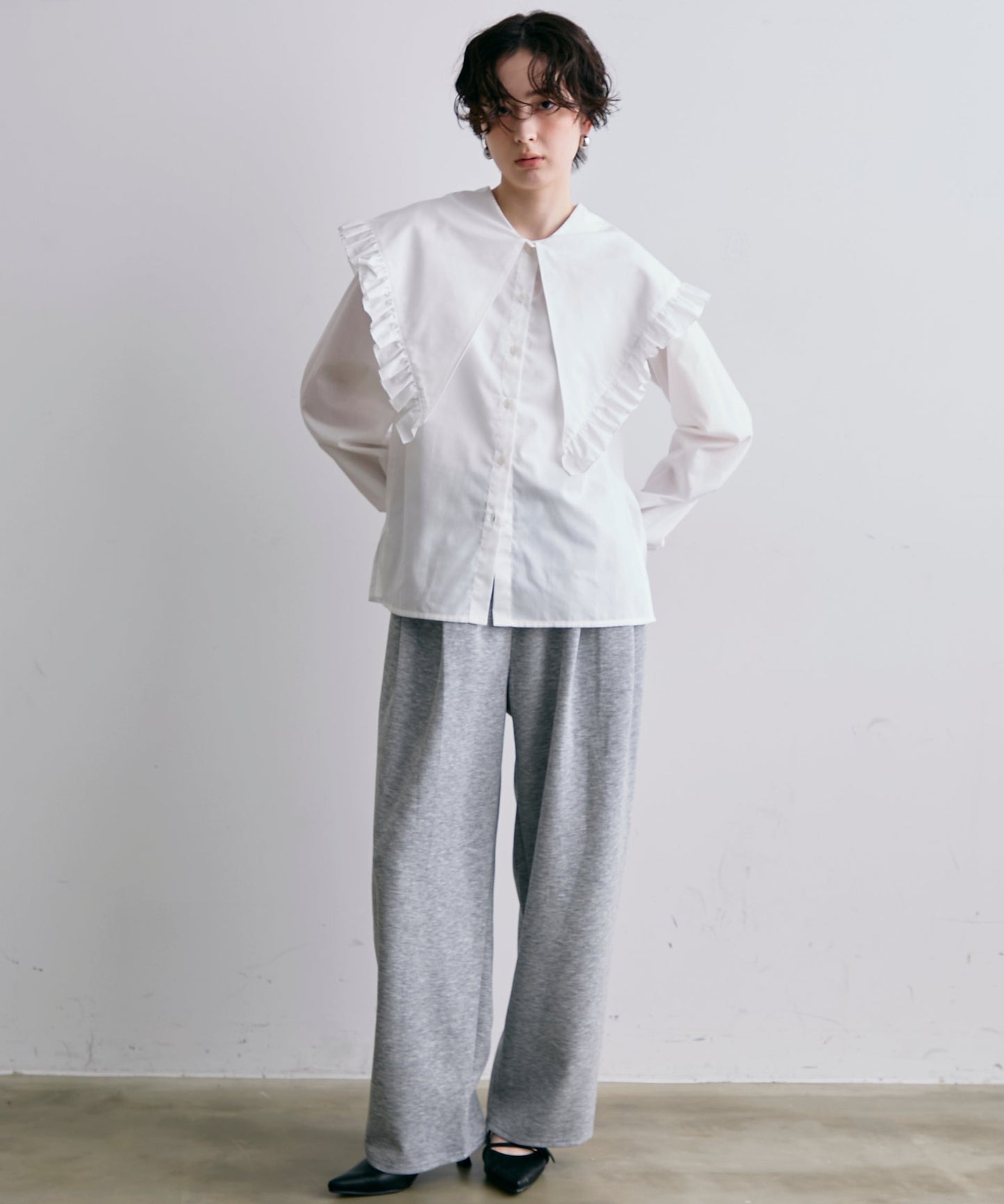 2WAYビッグフリルカラーブラウス