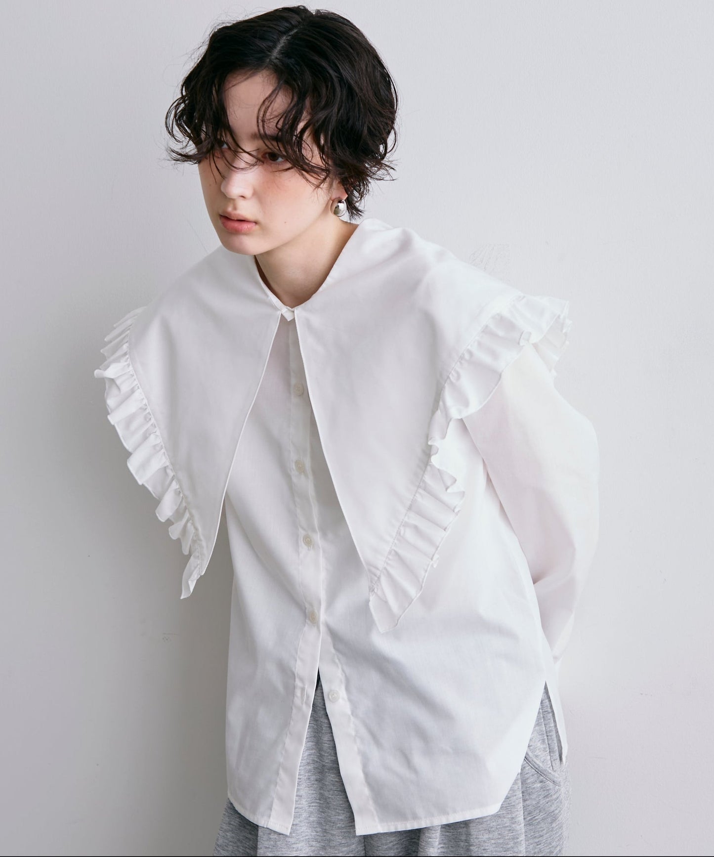 2WAYビッグフリルカラーブラウス