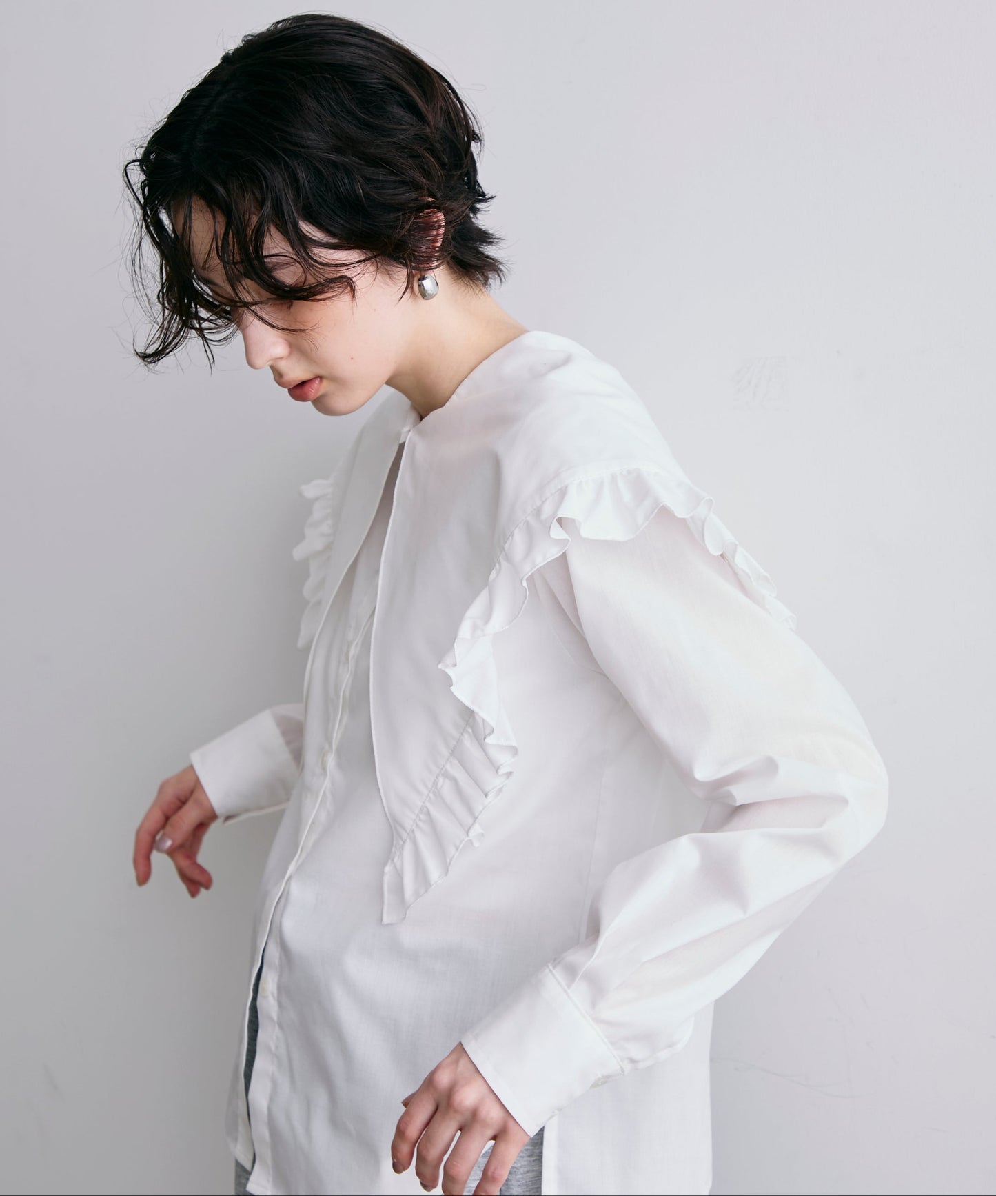 2WAYビッグフリルカラーブラウス