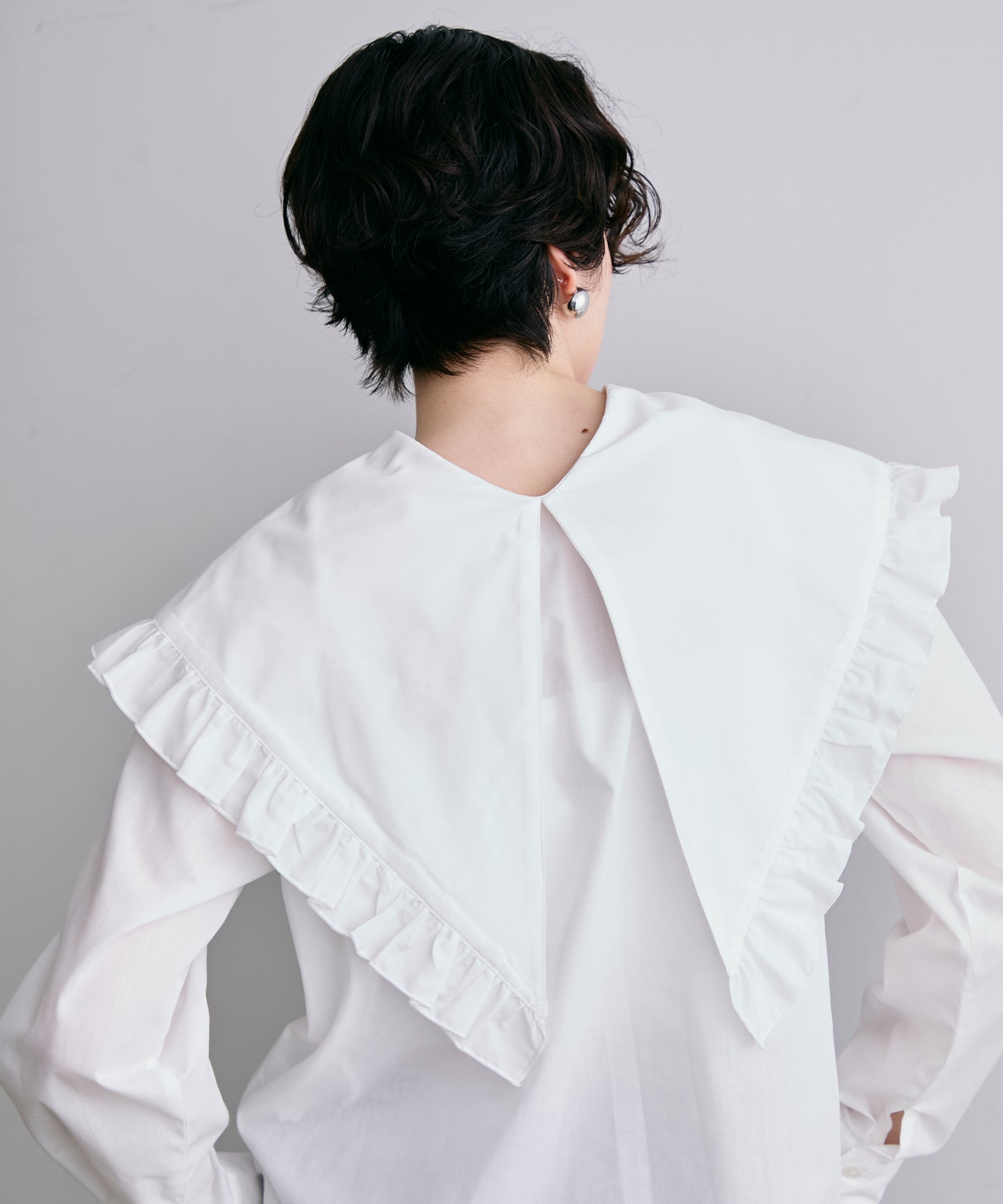 2WAYビッグフリルカラーブラウス