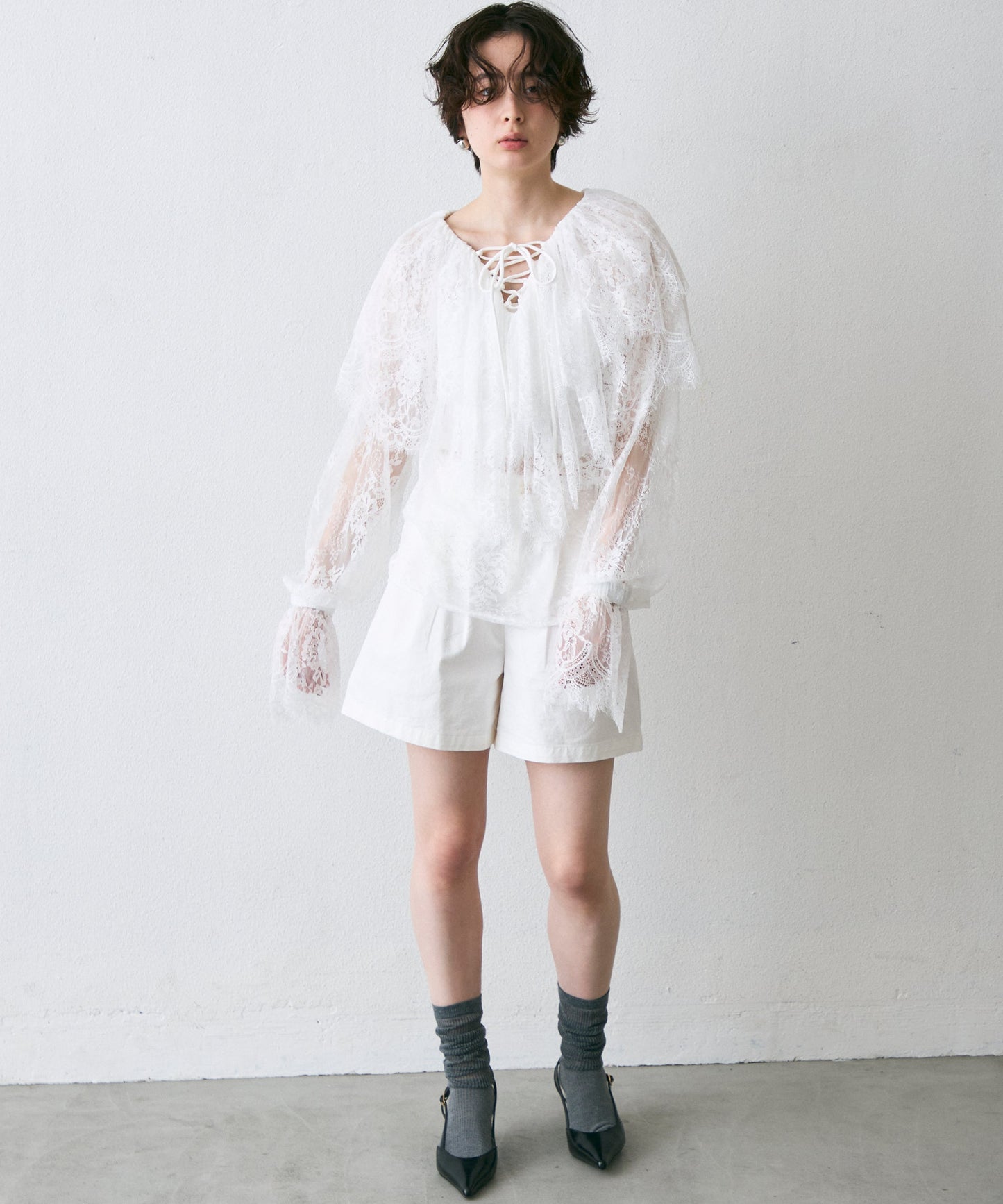 レースフリルブラウス