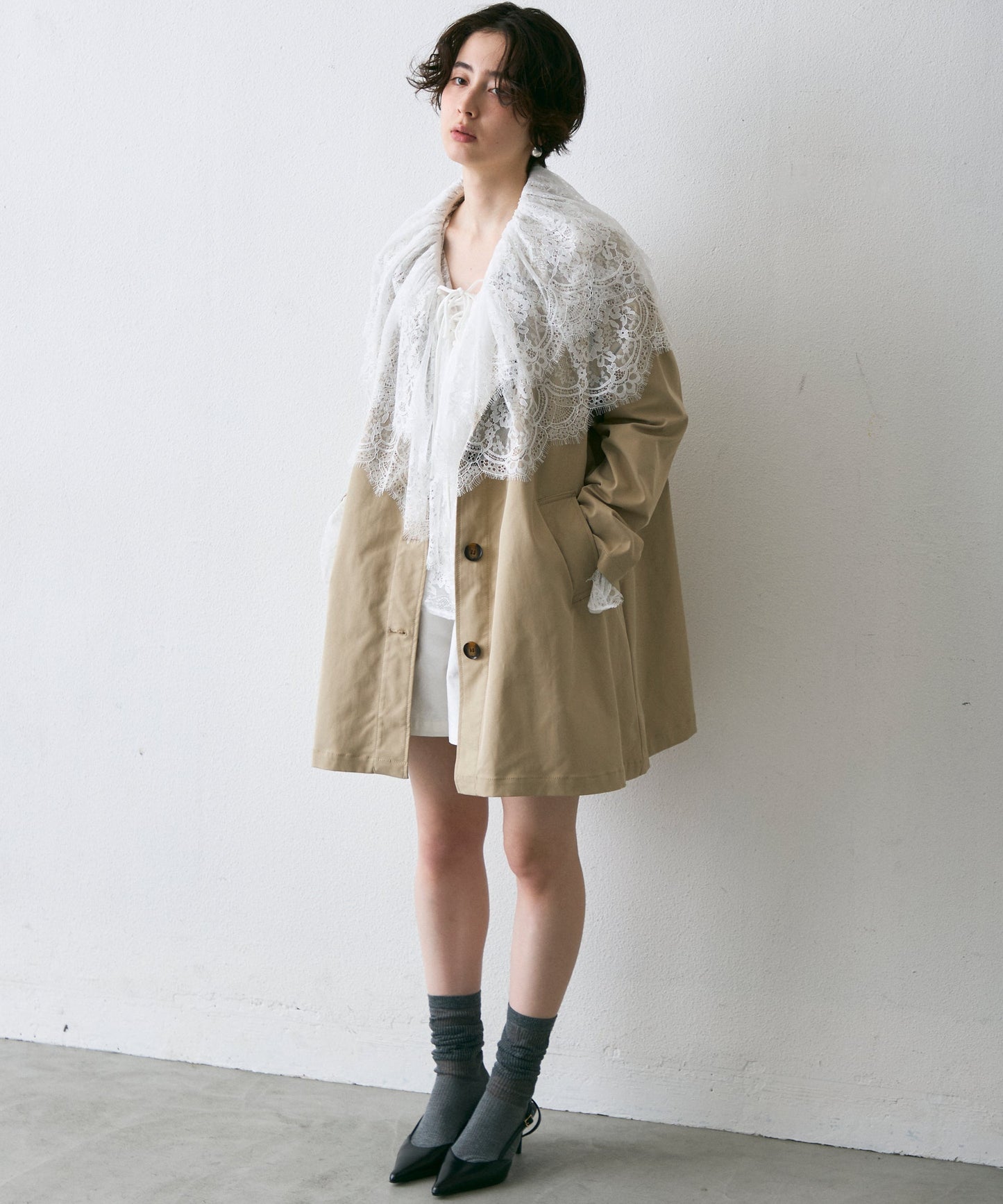 レースフリルブラウス