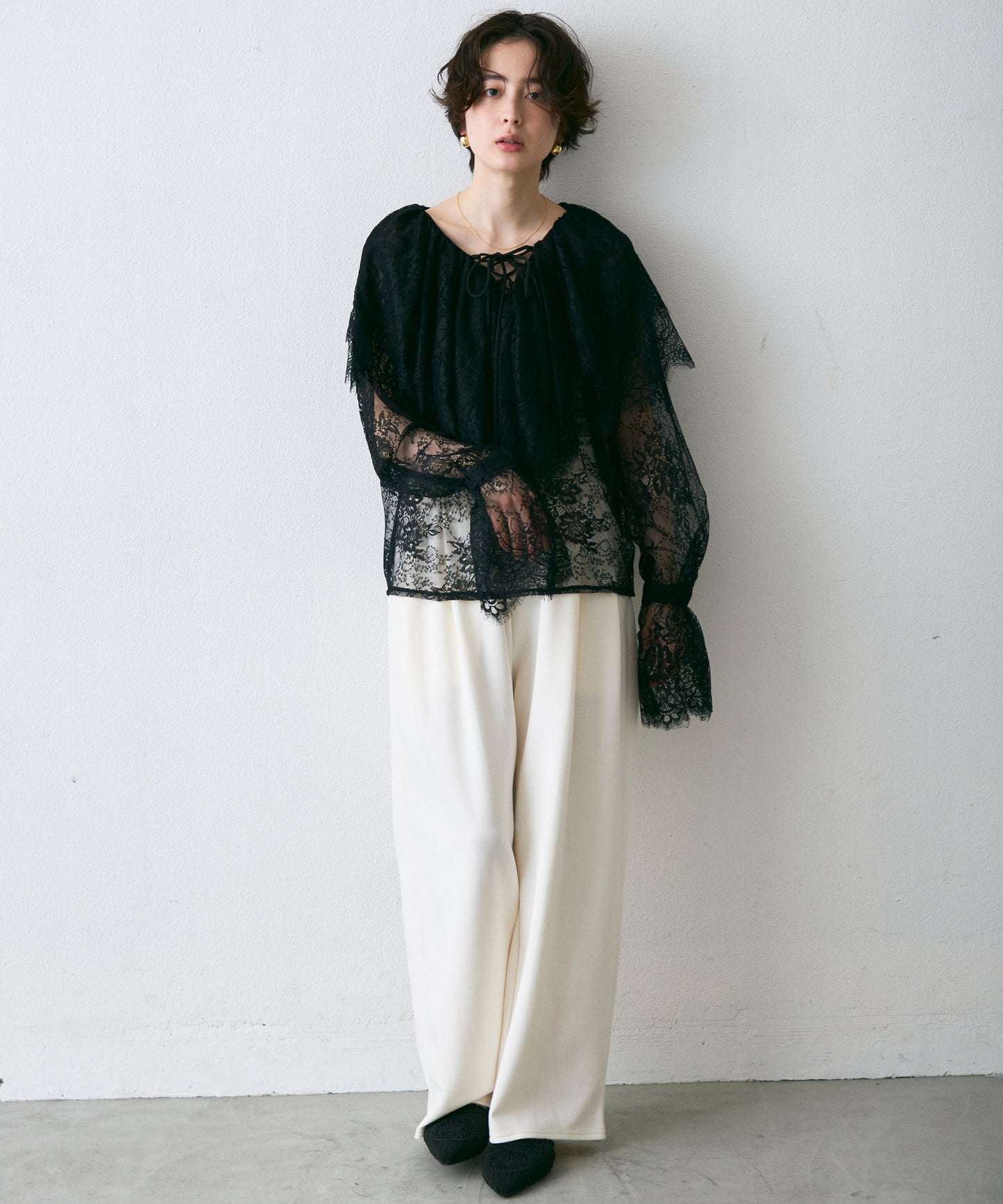 レースフリルブラウス