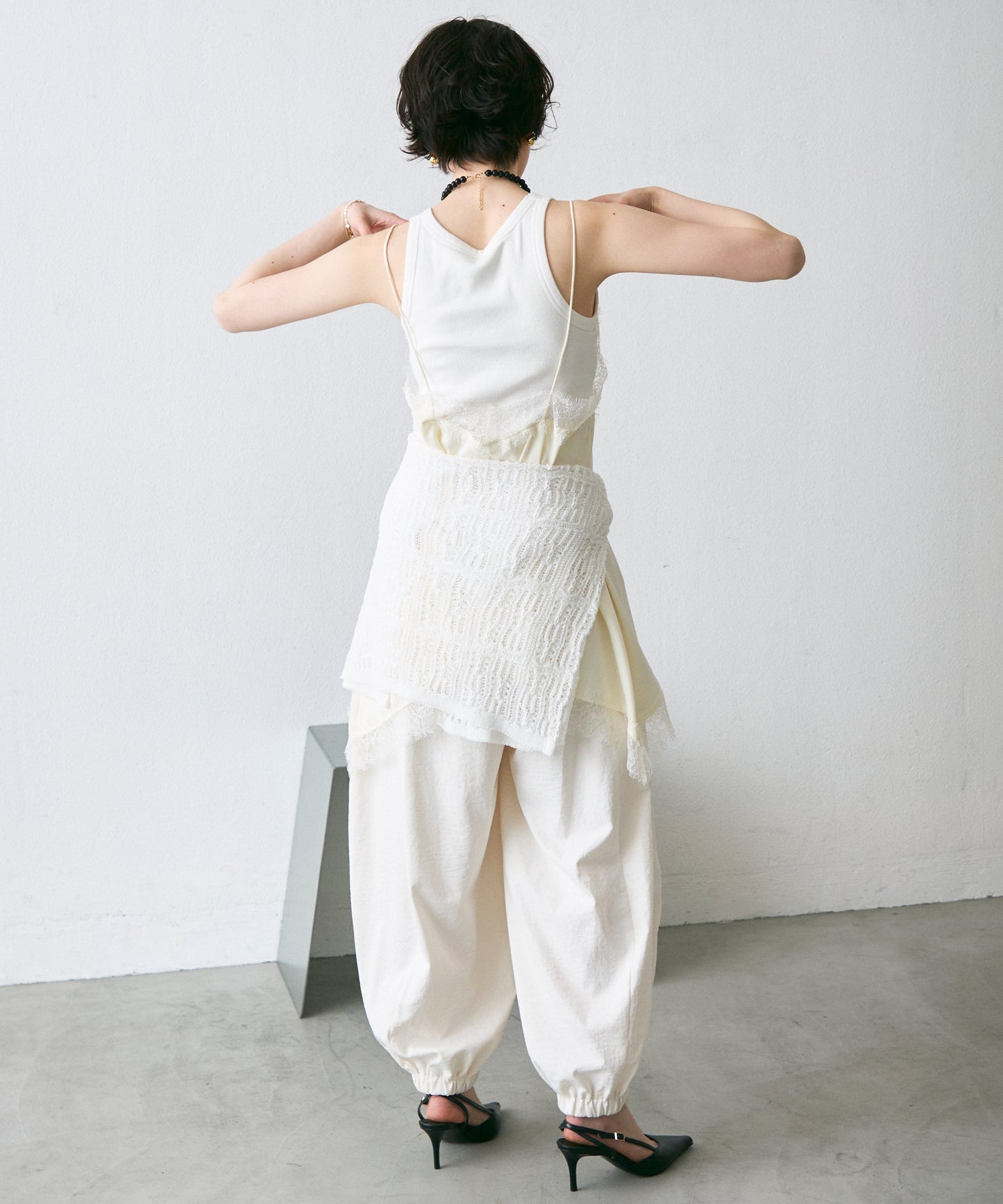 サテンレースイレギュラーヘムキャミチュニック