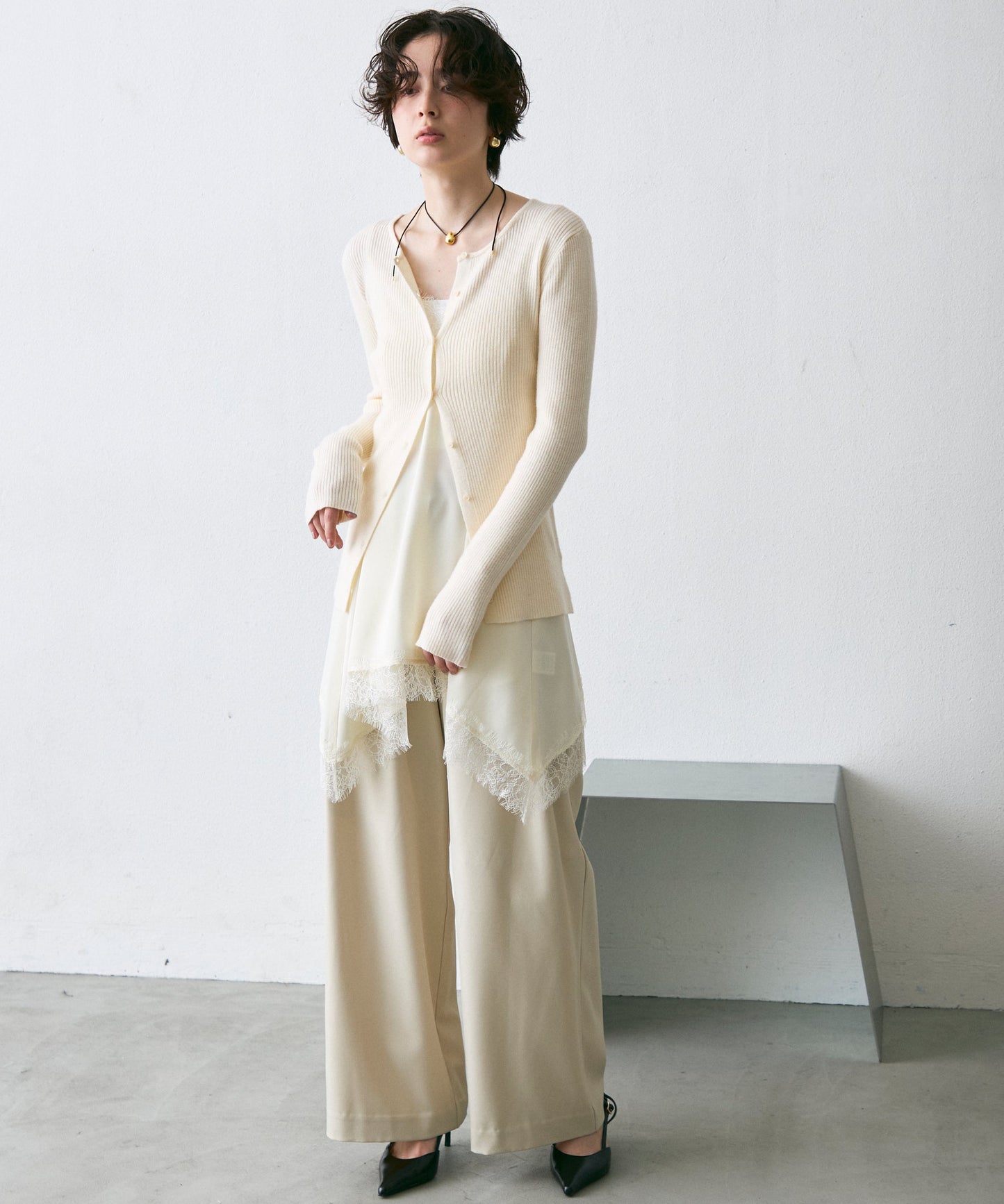 サテンレースイレギュラーヘムキャミチュニック