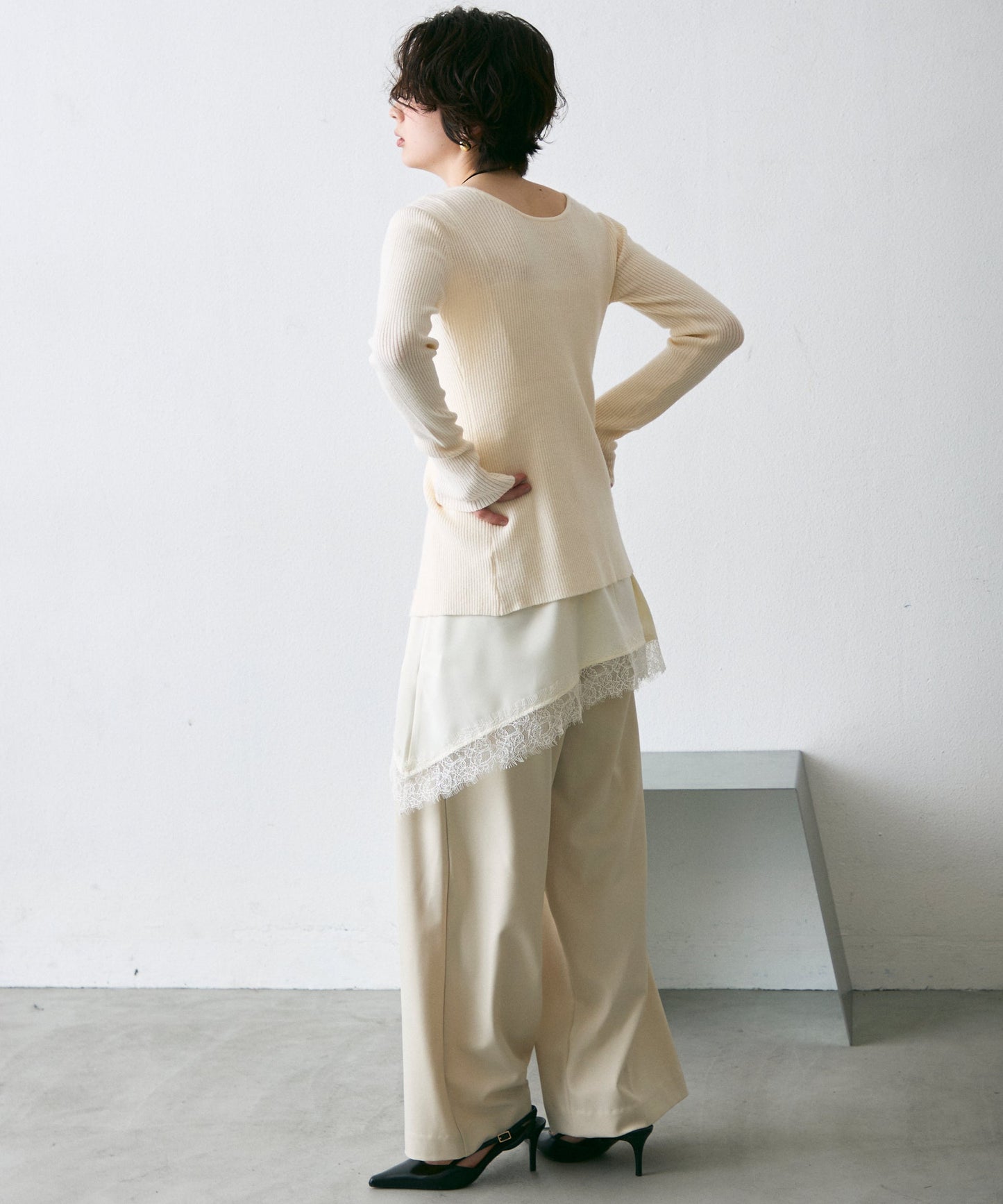 サテンレースイレギュラーヘムキャミチュニック