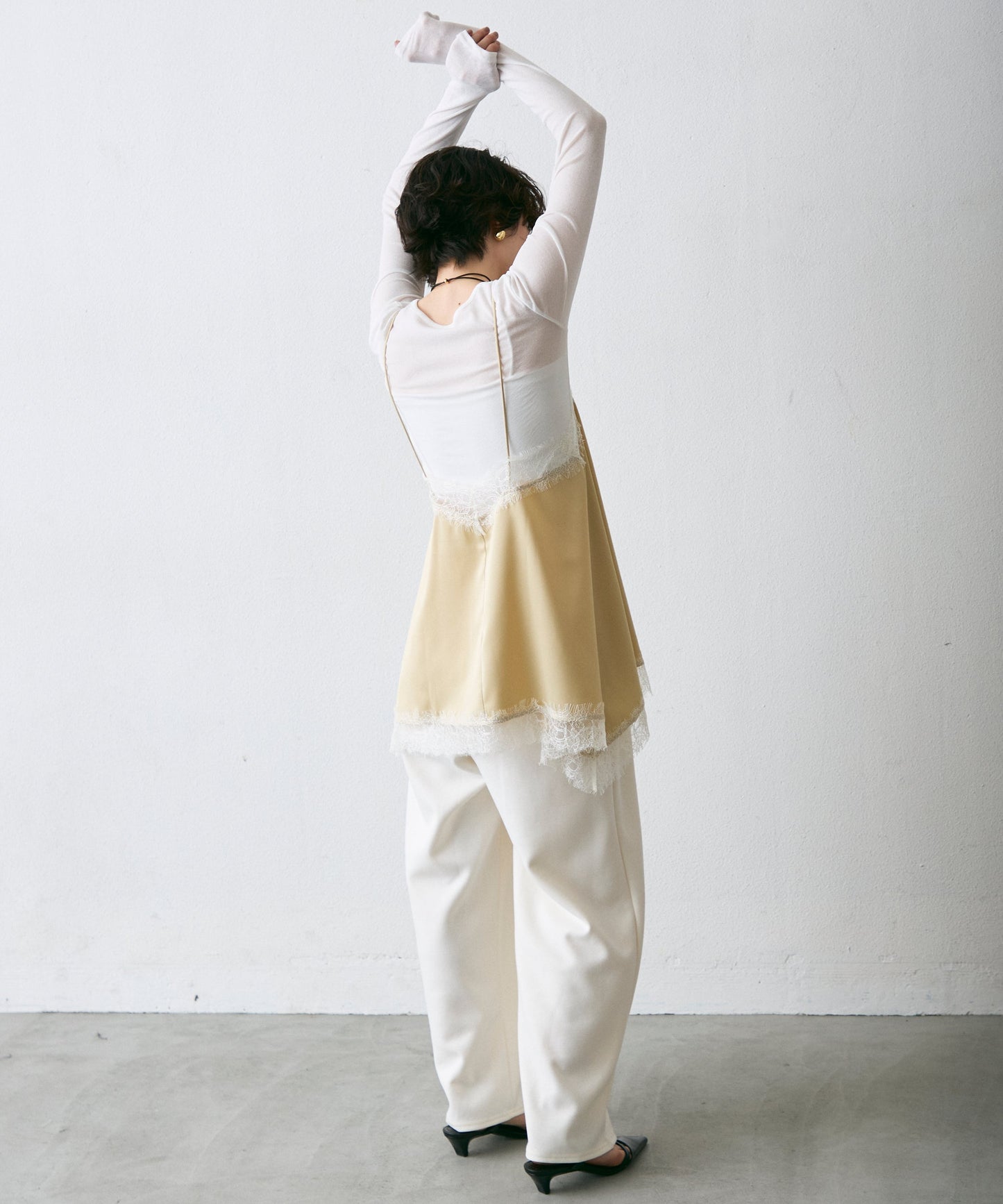 サテンレースイレギュラーヘムキャミチュニック