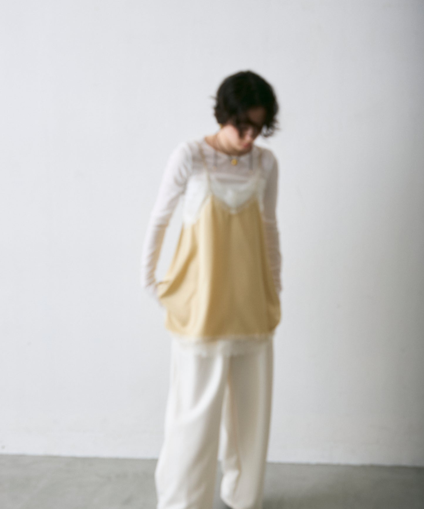 サテンレースイレギュラーヘムキャミチュニック