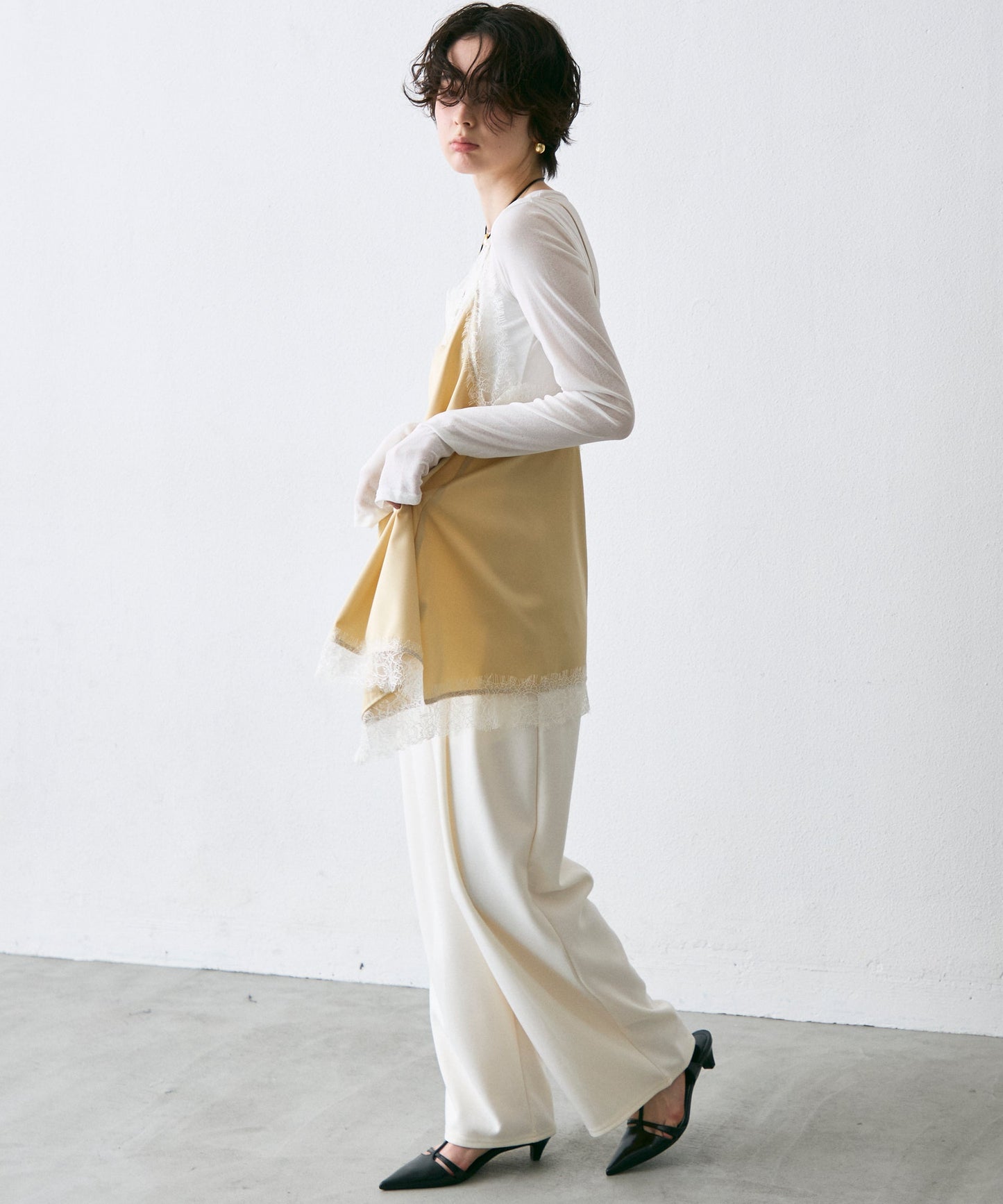 サテンレースイレギュラーヘムキャミチュニック