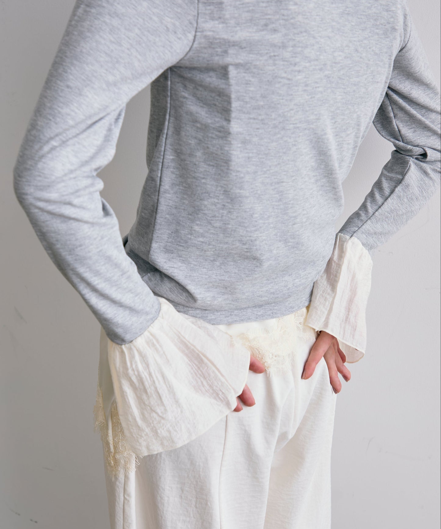 フライスリブ袖フリルヘンリーT