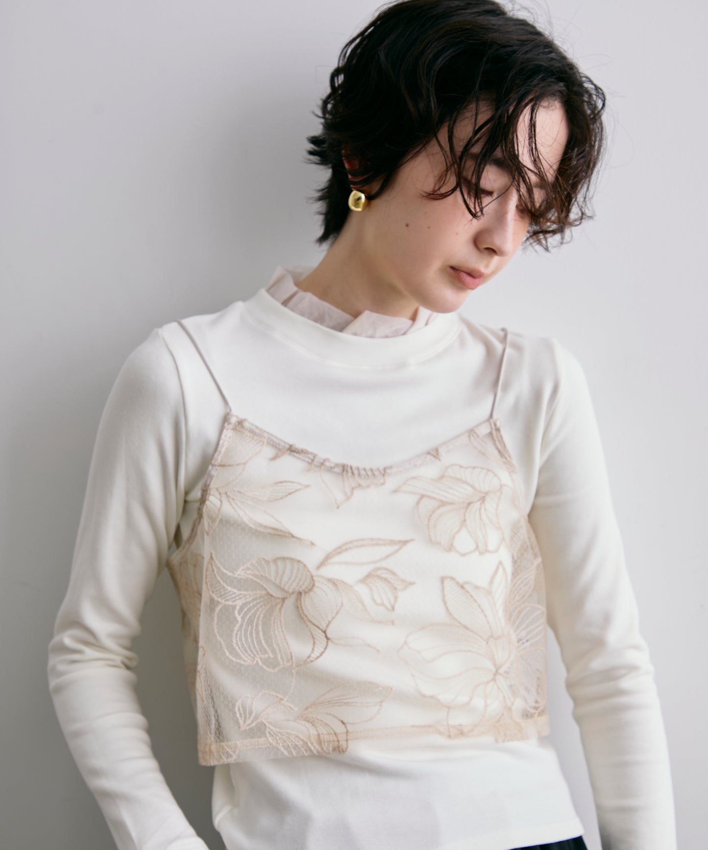 オーガンジーフリルレイヤード風カットソー