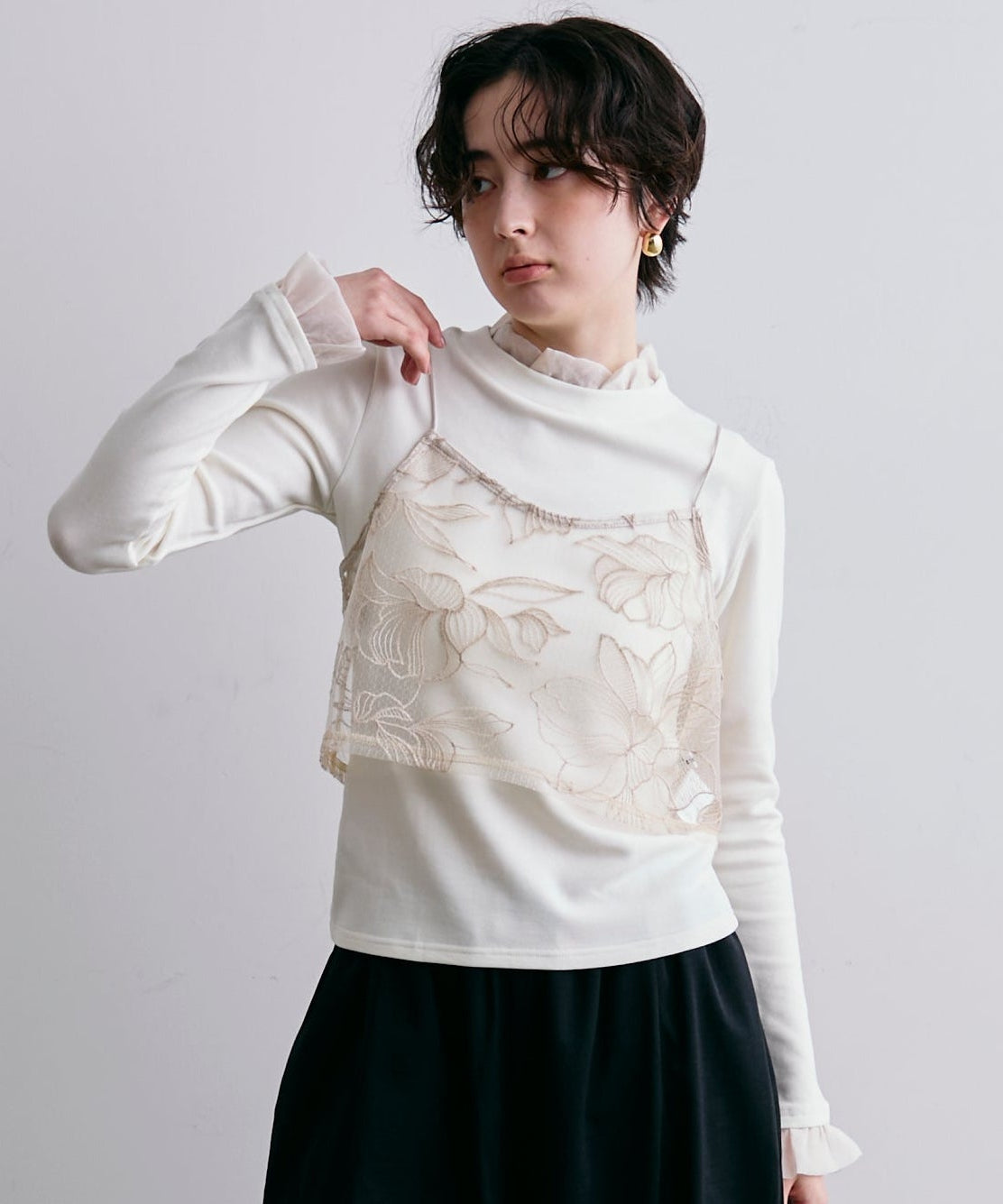 オーガンジーフリルレイヤード風カットソー