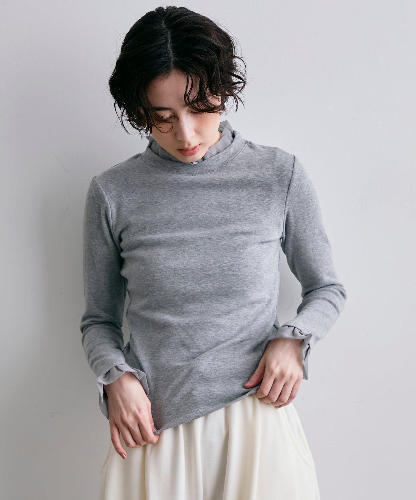 オーガンジーフリルレイヤード風カットソー