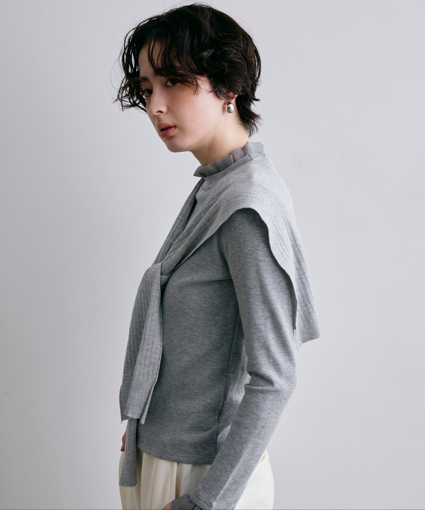 オーガンジーフリルレイヤード風カットソー