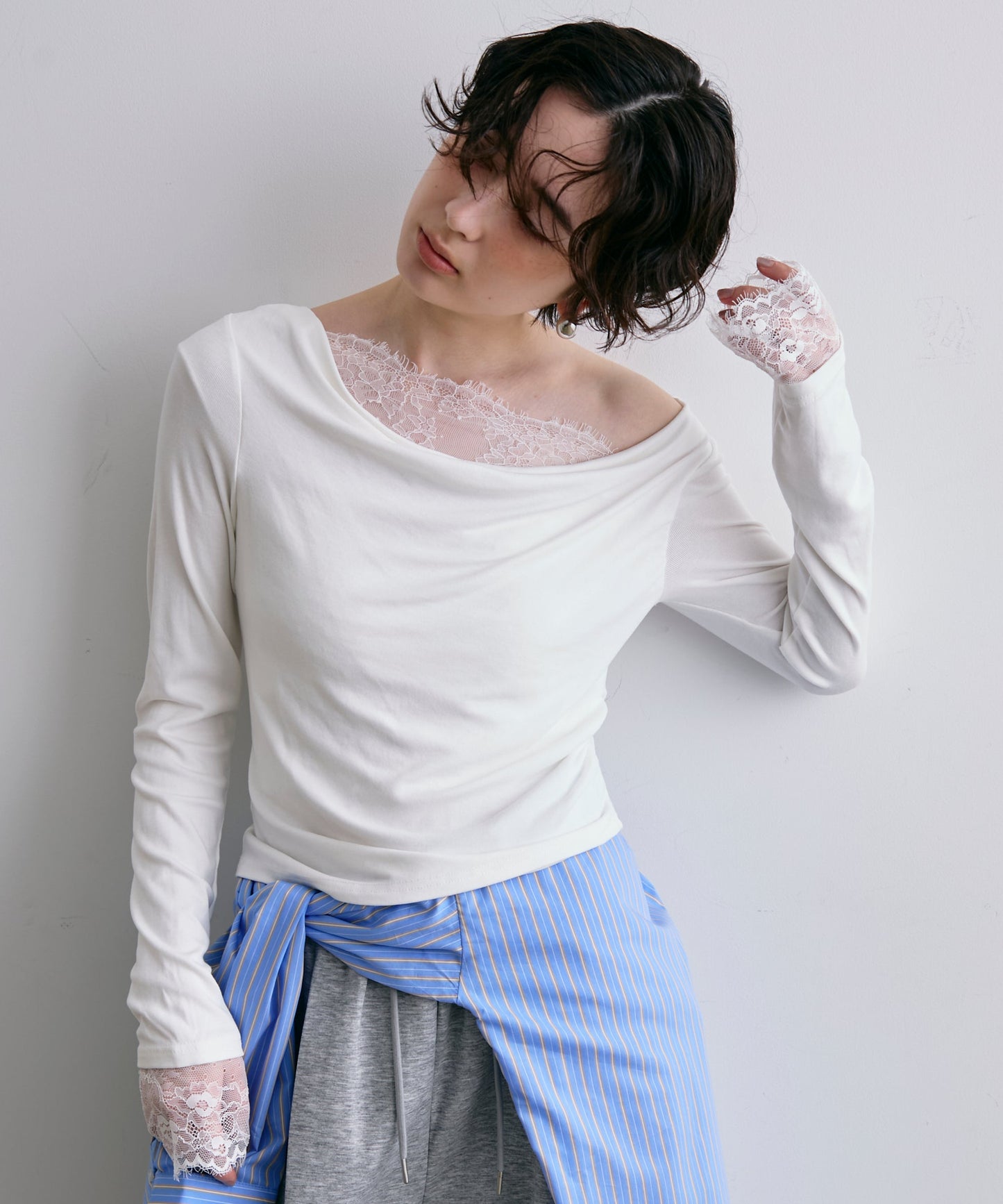 レースレイヤード風2wayドレープカットソー
