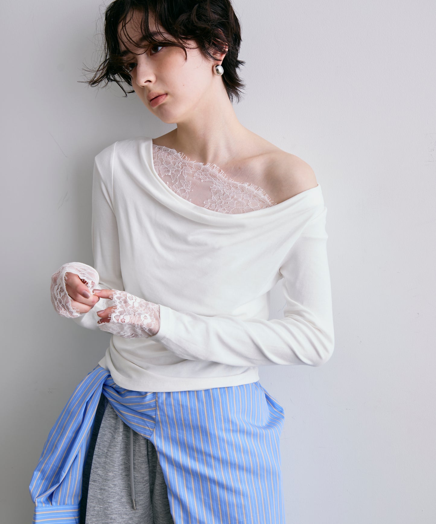 レースレイヤード風2wayドレープカットソー