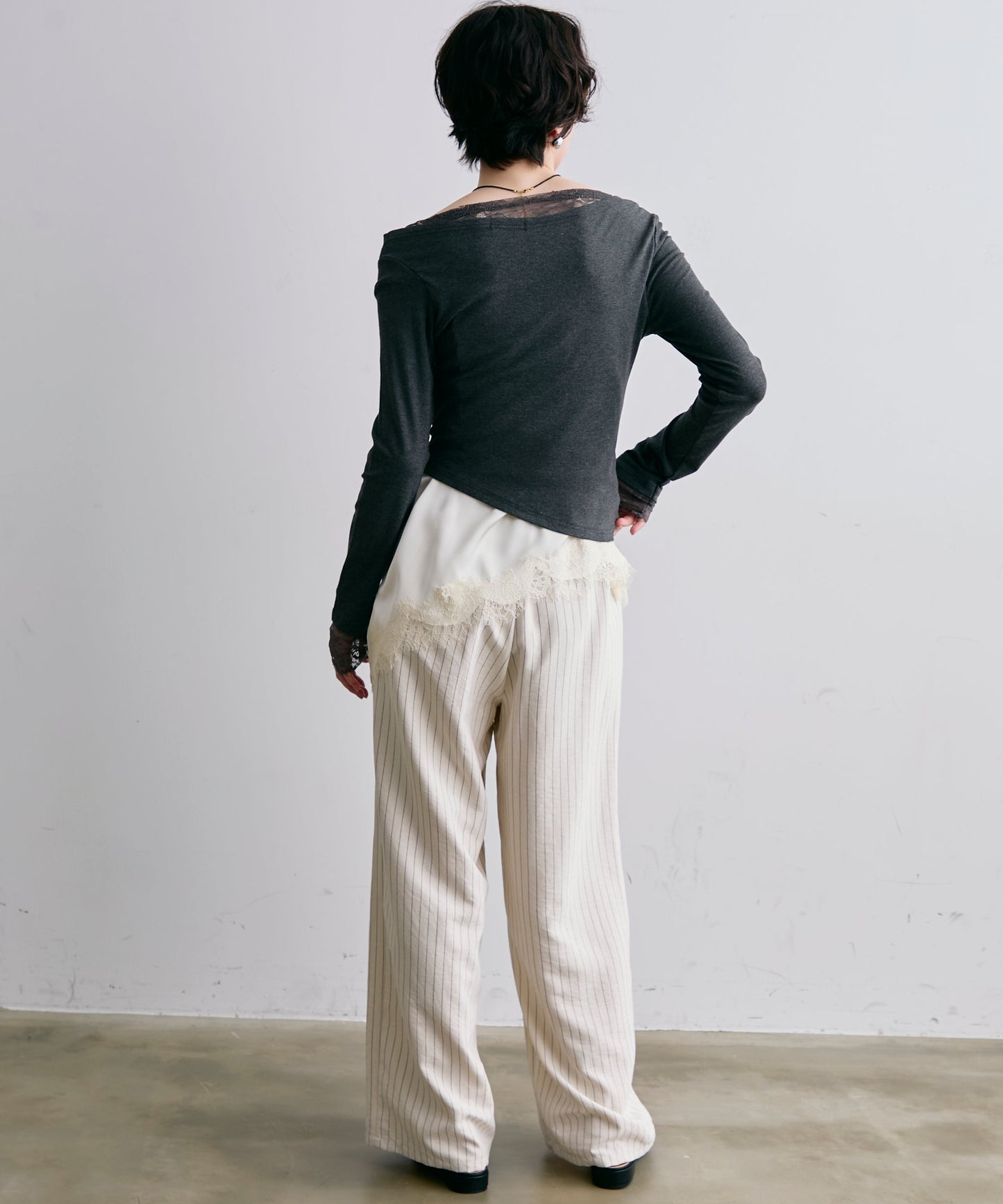 レースレイヤード風2wayドレープカットソー