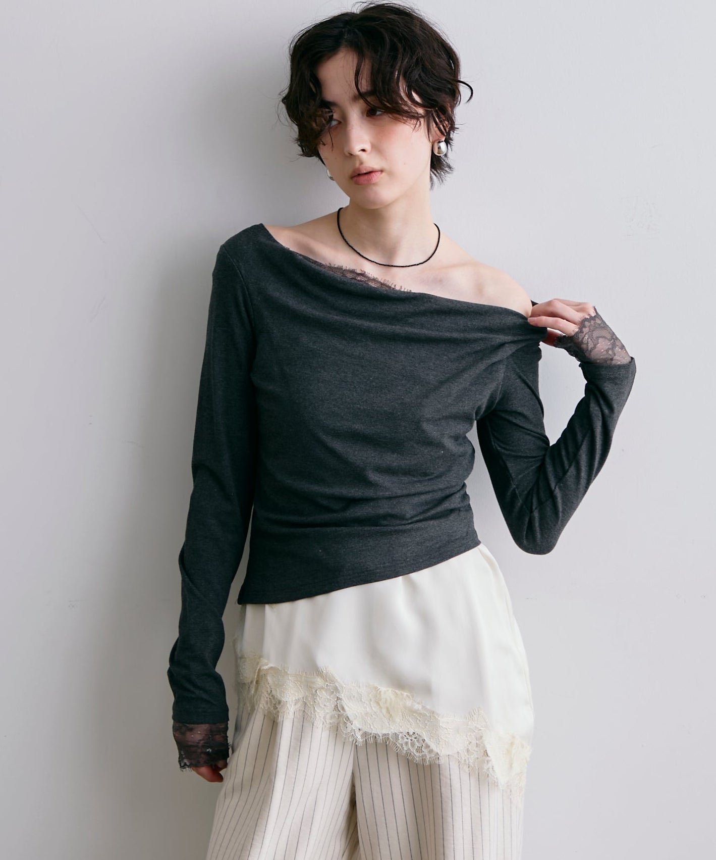 レースレイヤード風2wayドレープカットソー