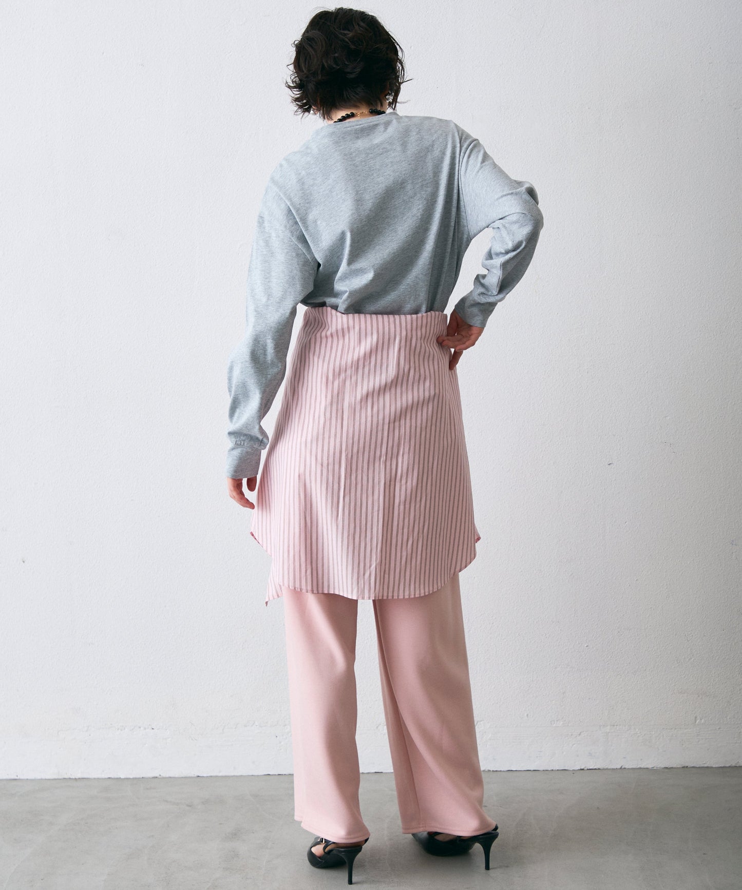 ラウンドヘムロンT