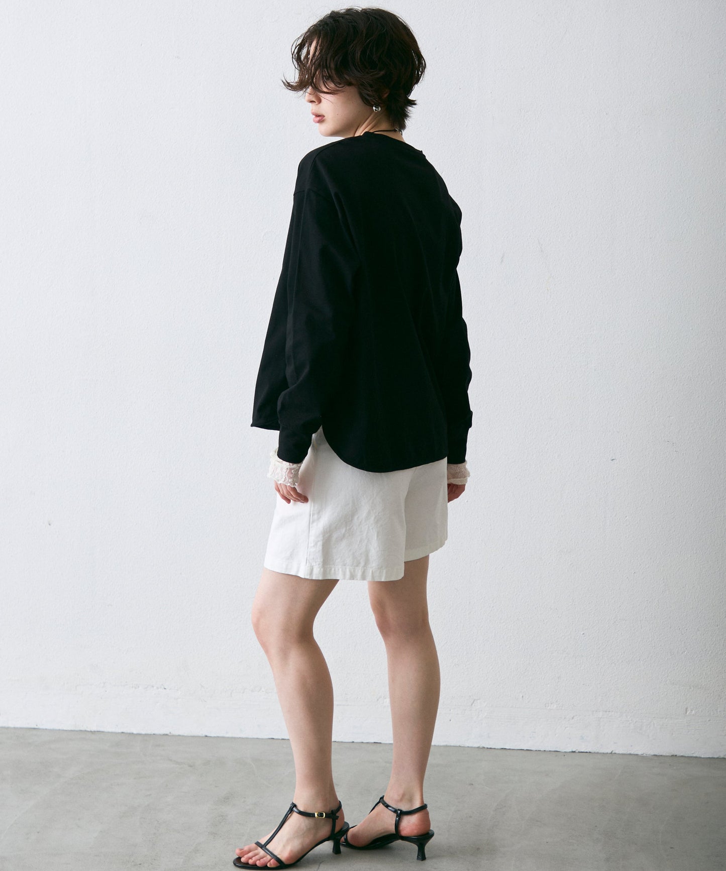 ラウンドヘムロンT