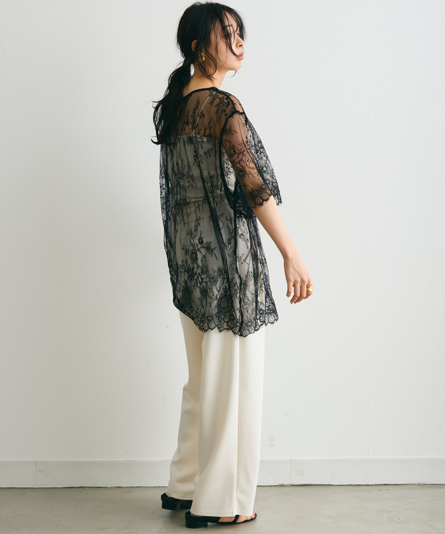 レースオーバーTシャツ