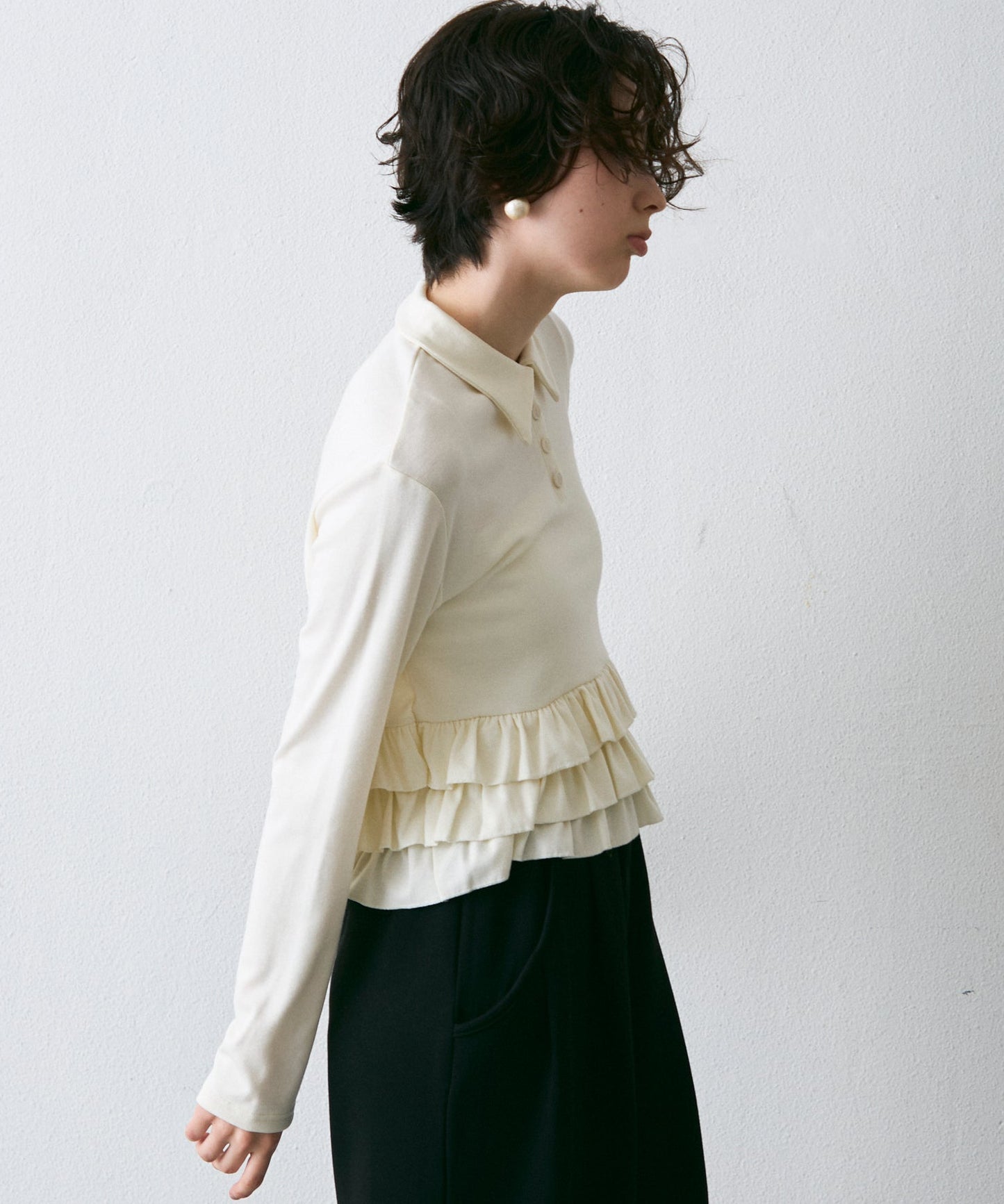 フライス裾フリルポロカラープルオーバー