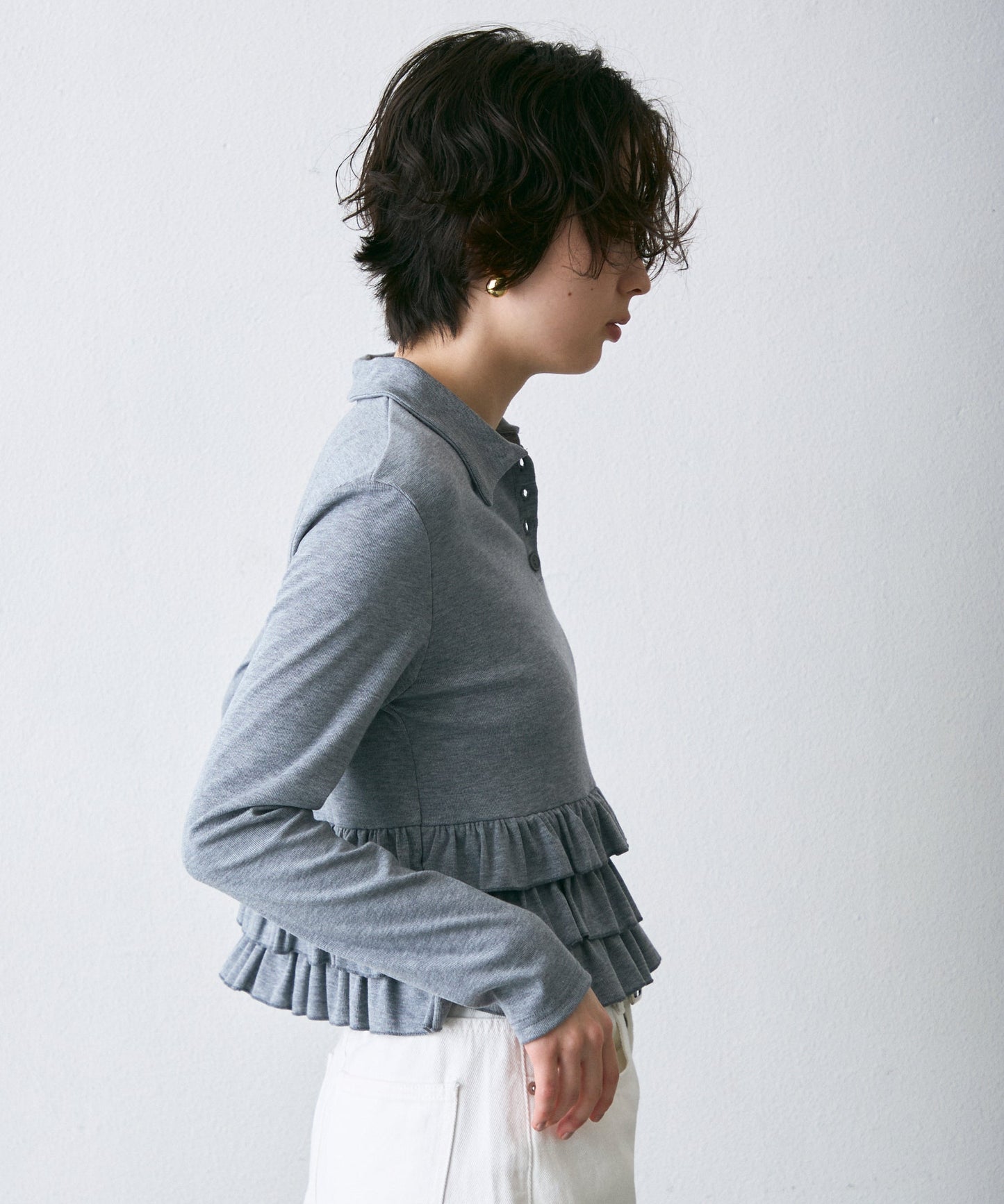 フライス裾フリルポロカラープルオーバー