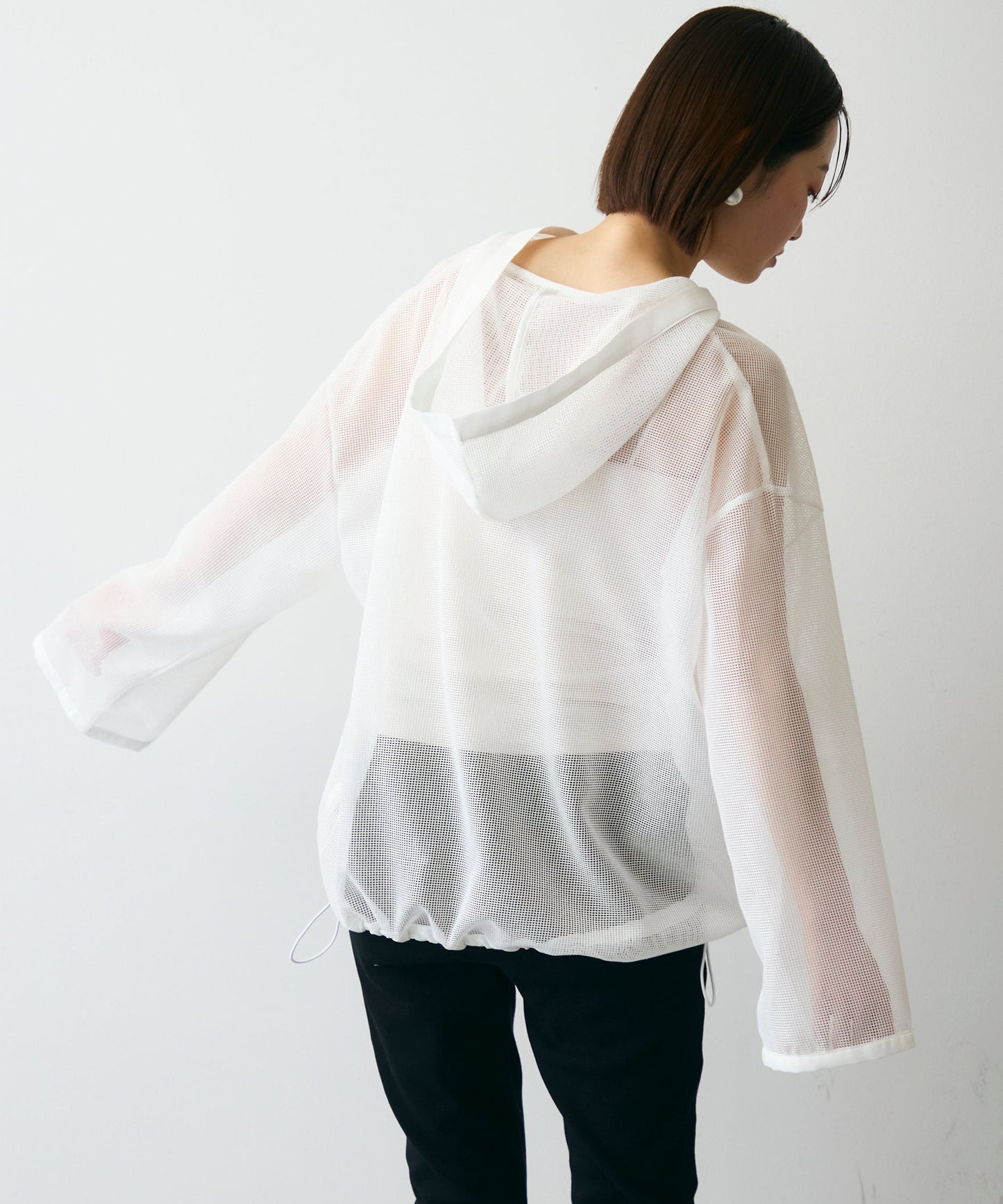 メッシュカットソーフーディープルオーバー