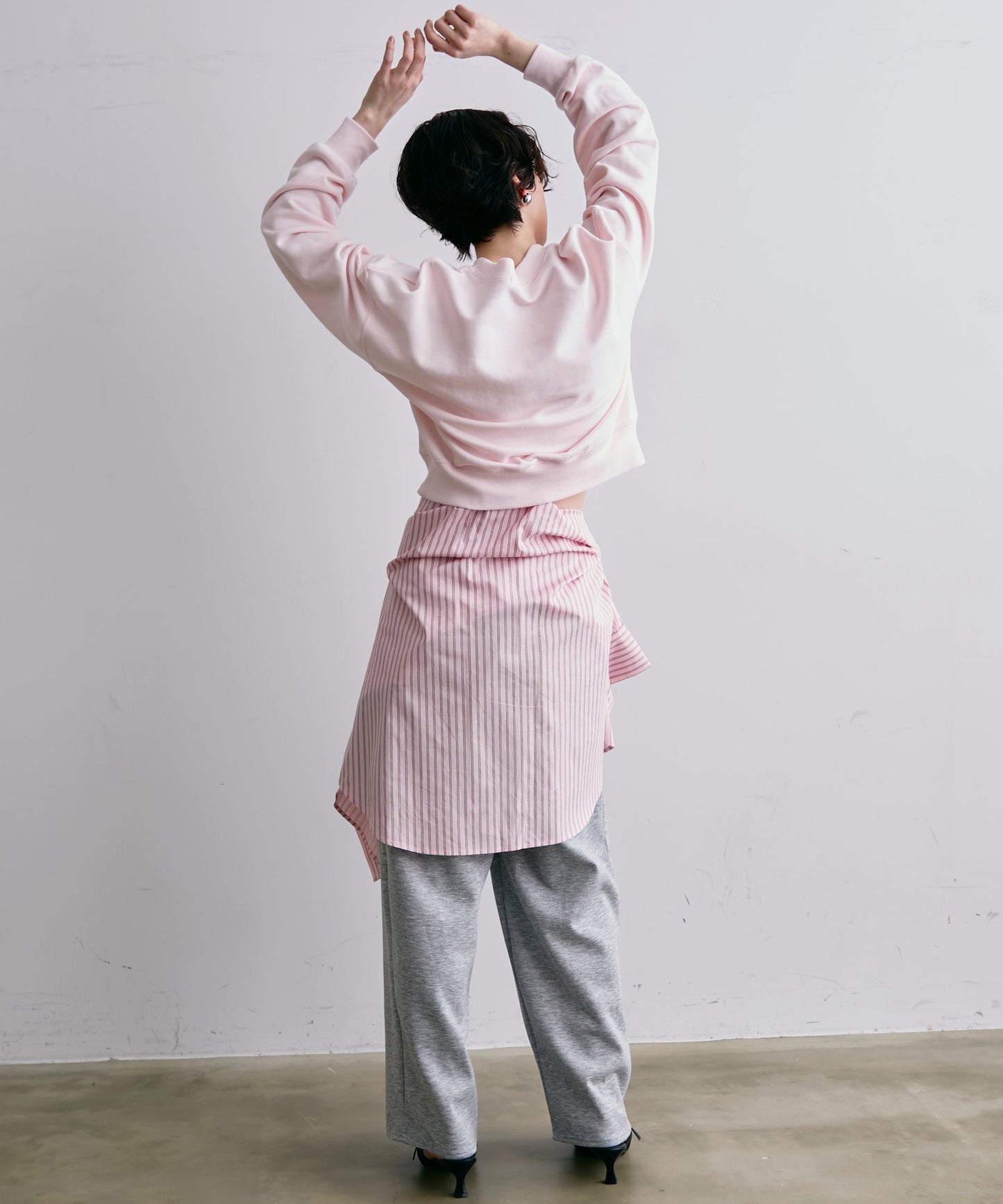 裏毛ショートプルオーバー