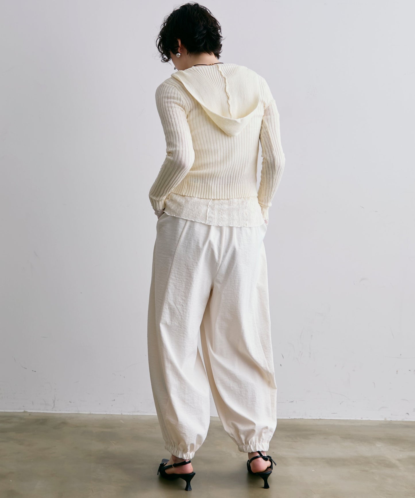 リブフーディーニット