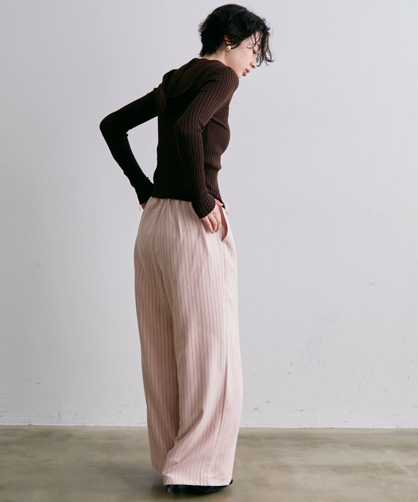 リブフーディーニット